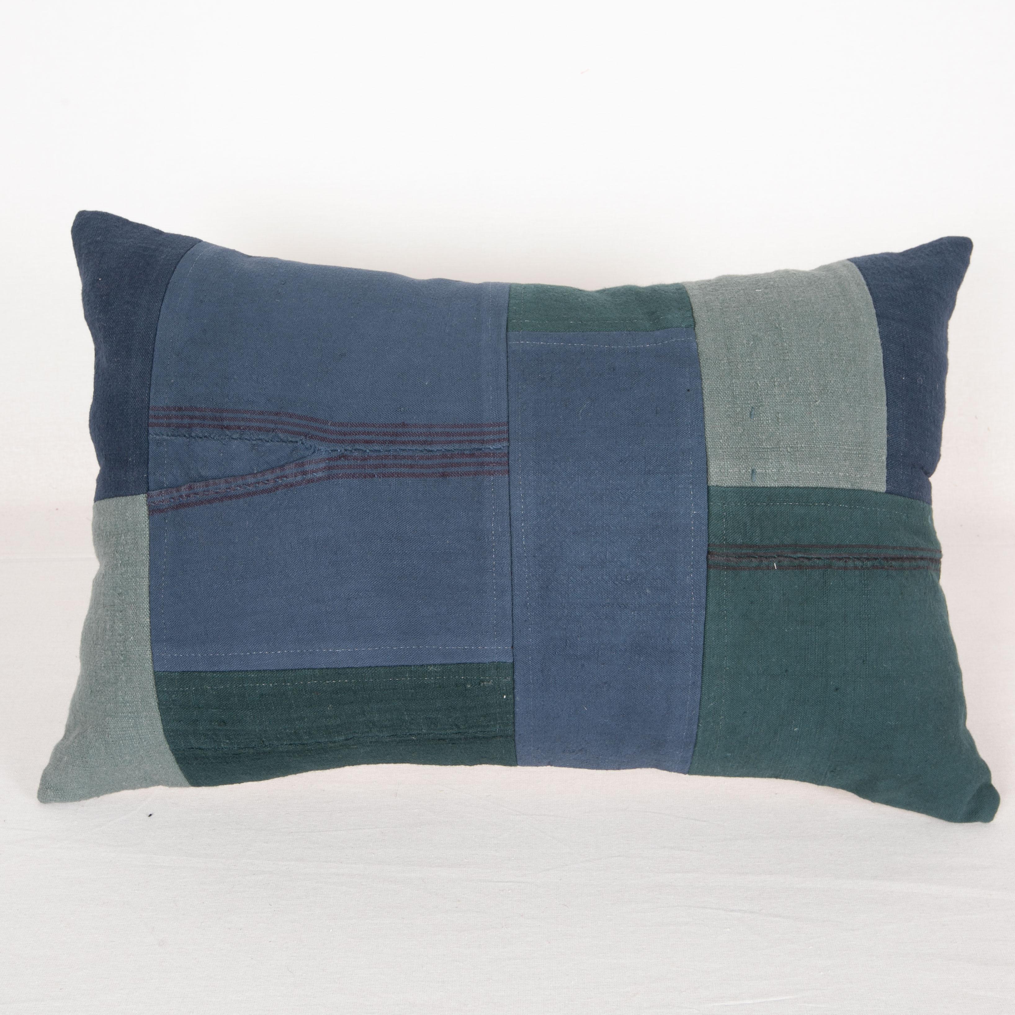 this pillow case is made from vintage and old recycled cotton textiles from Western Anatolia.
It does not come with an insert.
Linen in the back.
Dry Cleaning is recommended.
  