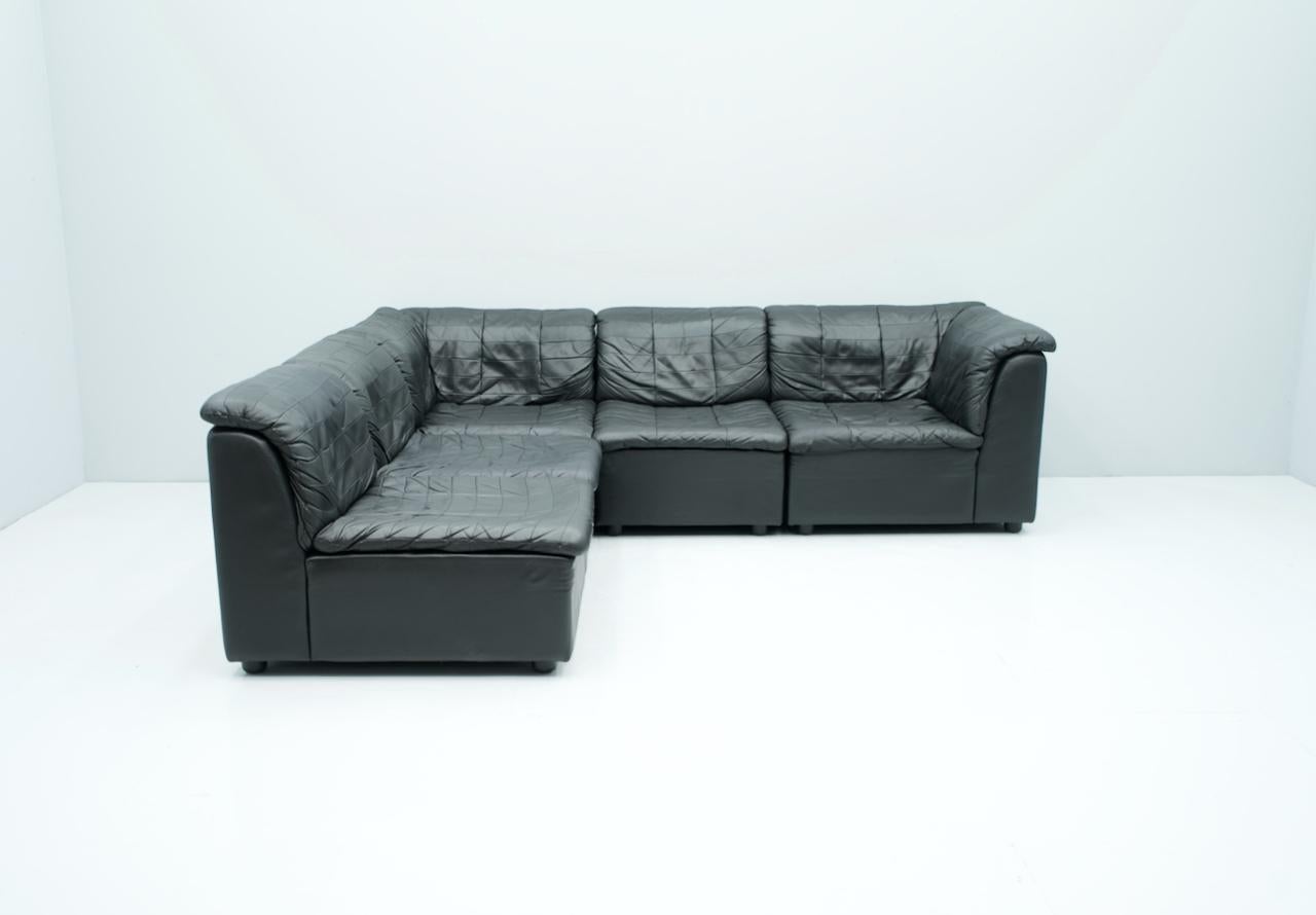 Patchwork-Sofa aus schwarzem Leder mit 5 Elementen, 1970er Jahre im Angebot 2