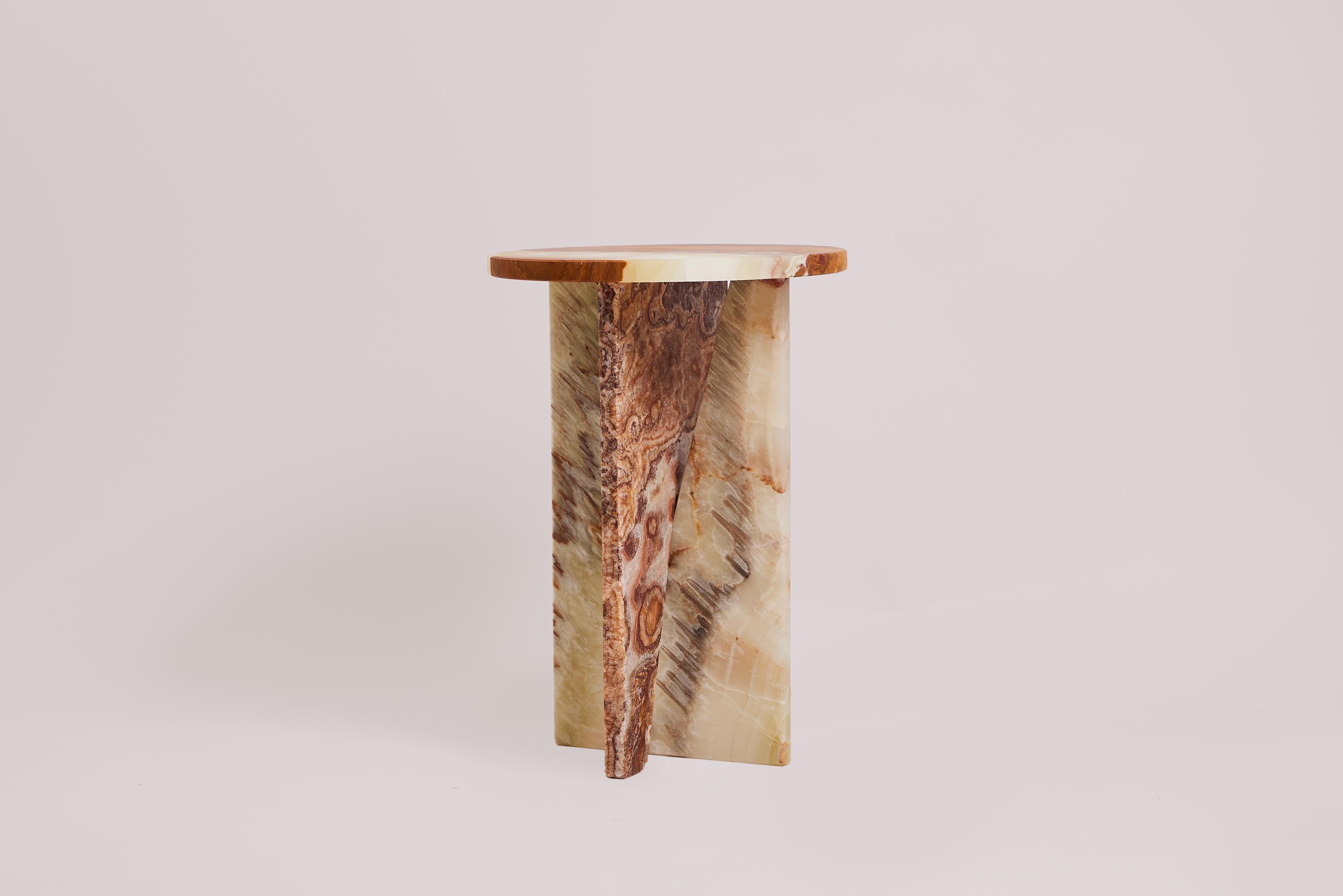 Patchwork Table by Studio Gaia Paris
Dimensions: ⌀ 35 x H 50 cm
Materials: Exotic, Green and Red Onyx


This elegant side table is a masterpiece of craftsmanship, harmoniously combining three varieties of onyx: exotic onyx, red onyx and green onyx.