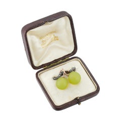 Pâte De Verre and Diamond Grapes Brooch by Fonsèque Et Olive
