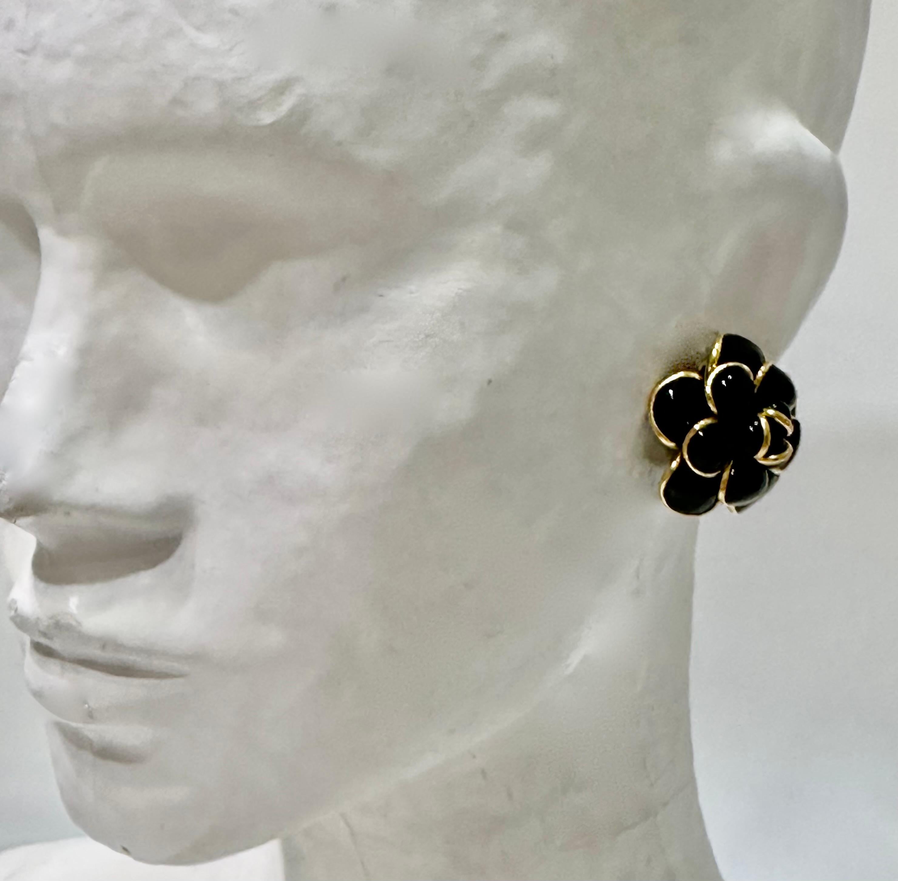 Modern Pate de Verre black Camelia Earrings For Sale