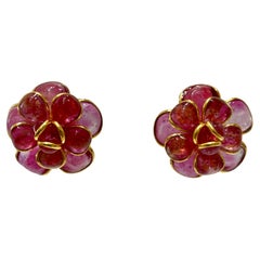 Pâte de Verre Camélia Clip Earrings in Fuschia