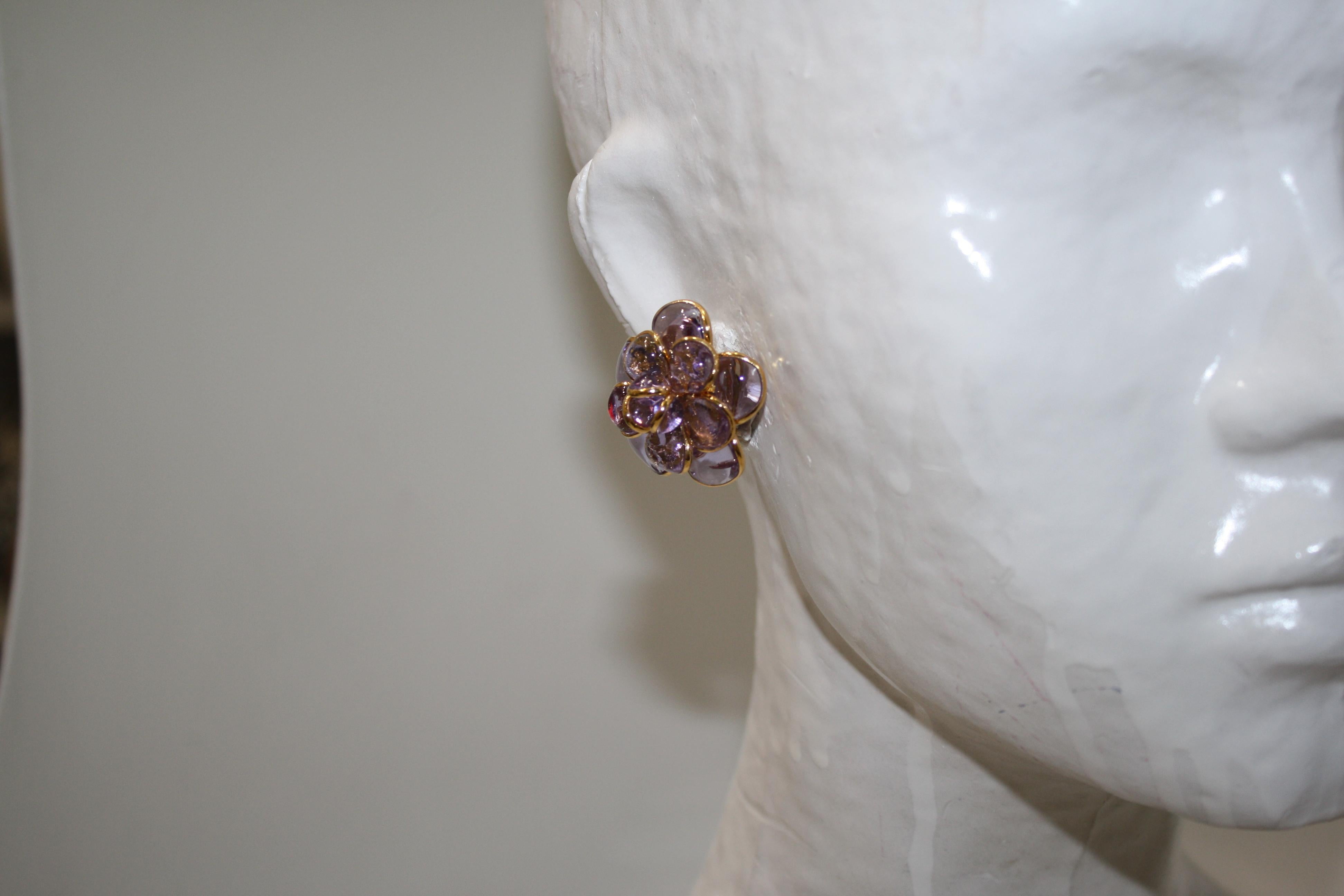 Pate De Verre Camélia Lavender Earrings  1