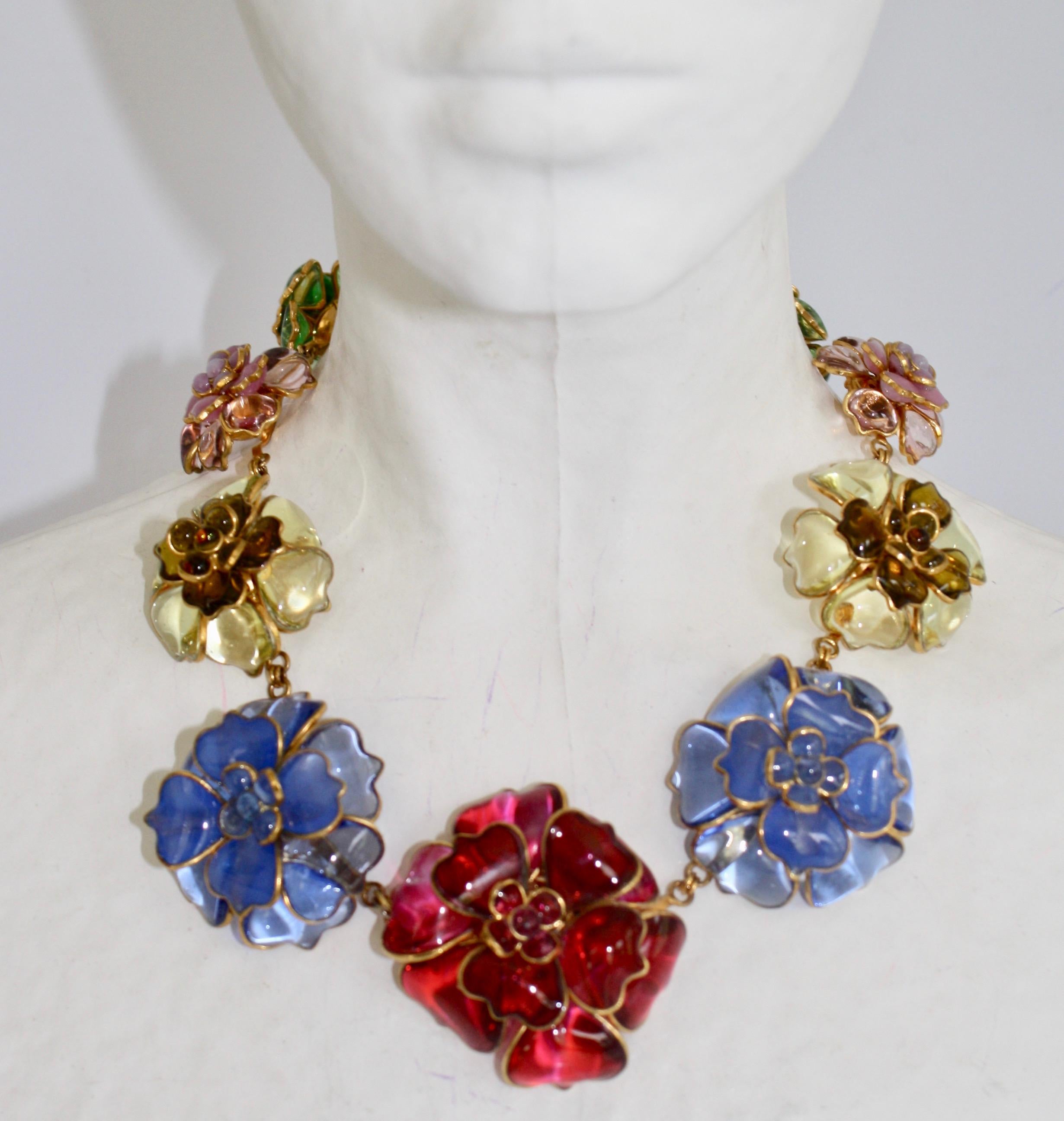 Women's Pate de Verre Collection Nine Camelia Necklace