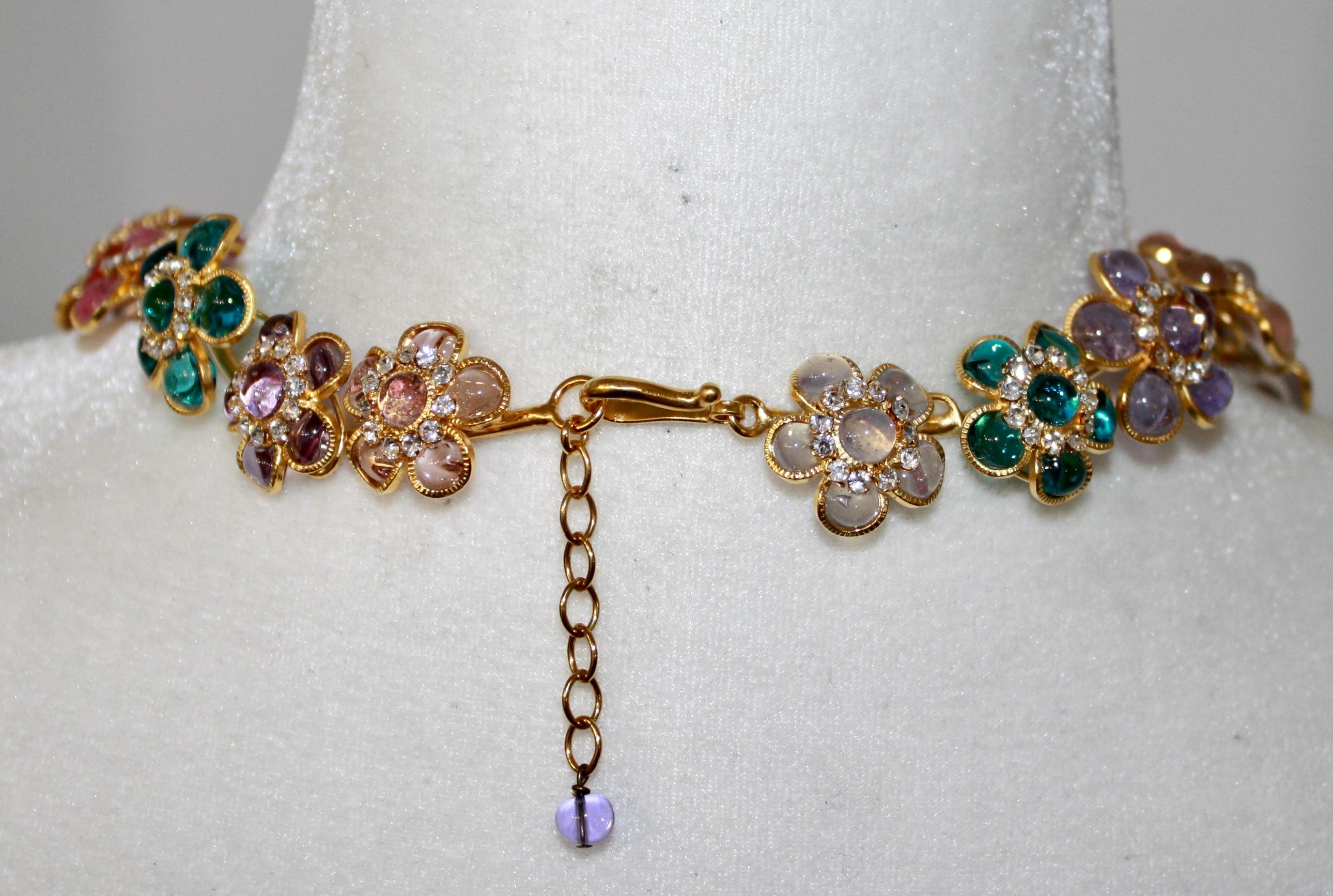 Artist Pate de Verre Multi Flower Chocker