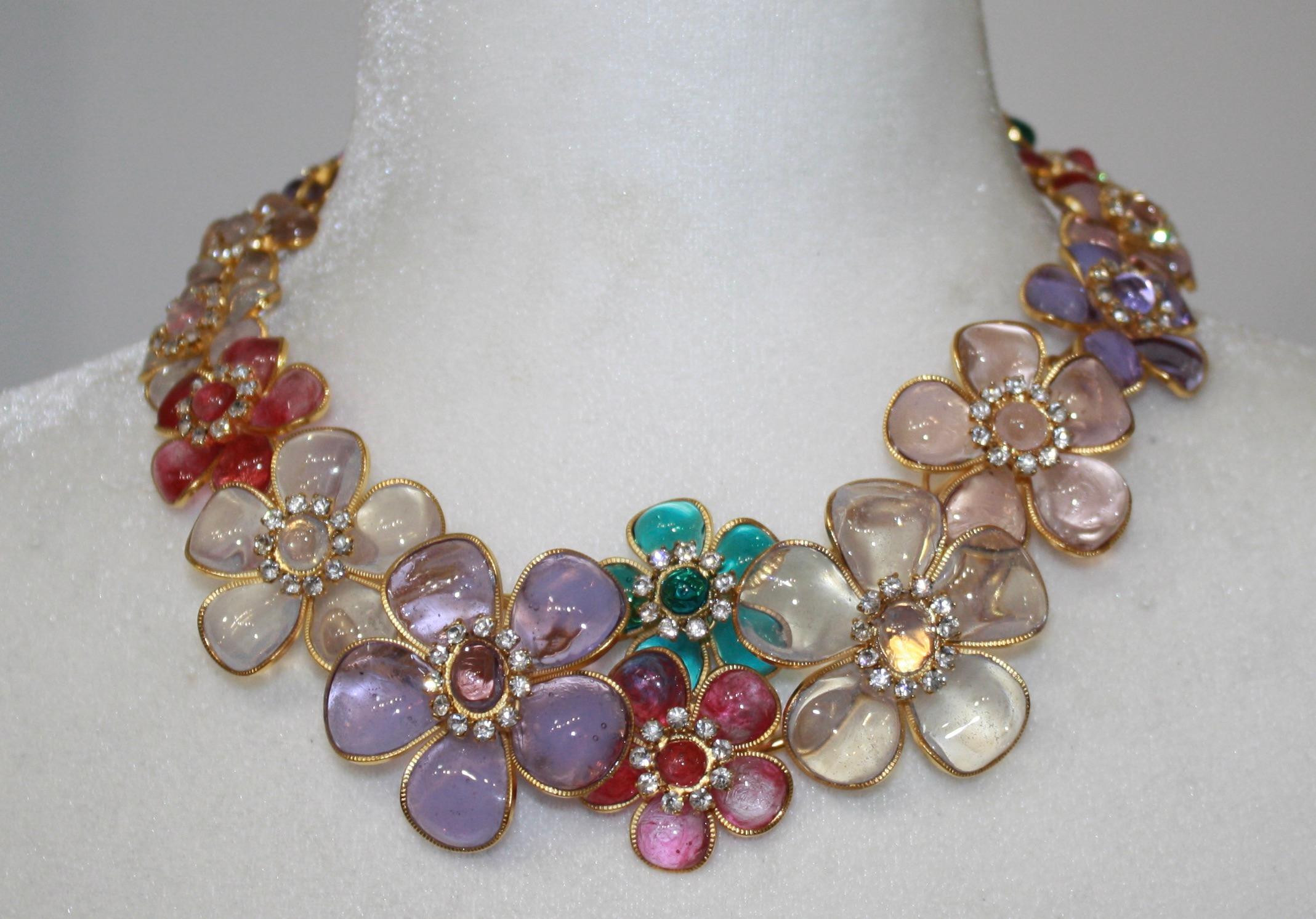 Women's or Men's Pate de Verre Multi Flower Chocker