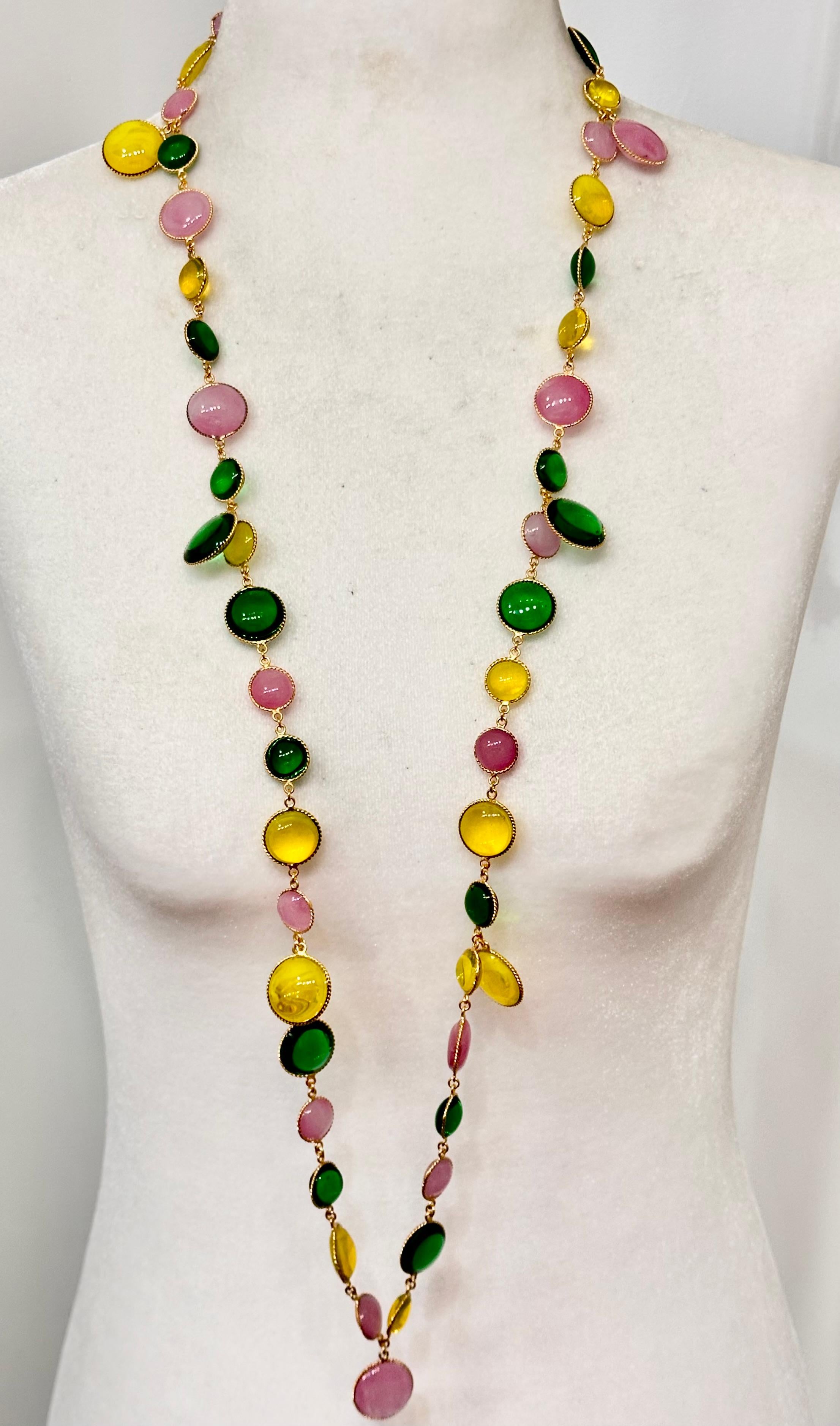 Pate De Verre Multicolor Sautoir In New Condition In Virginia Beach, VA