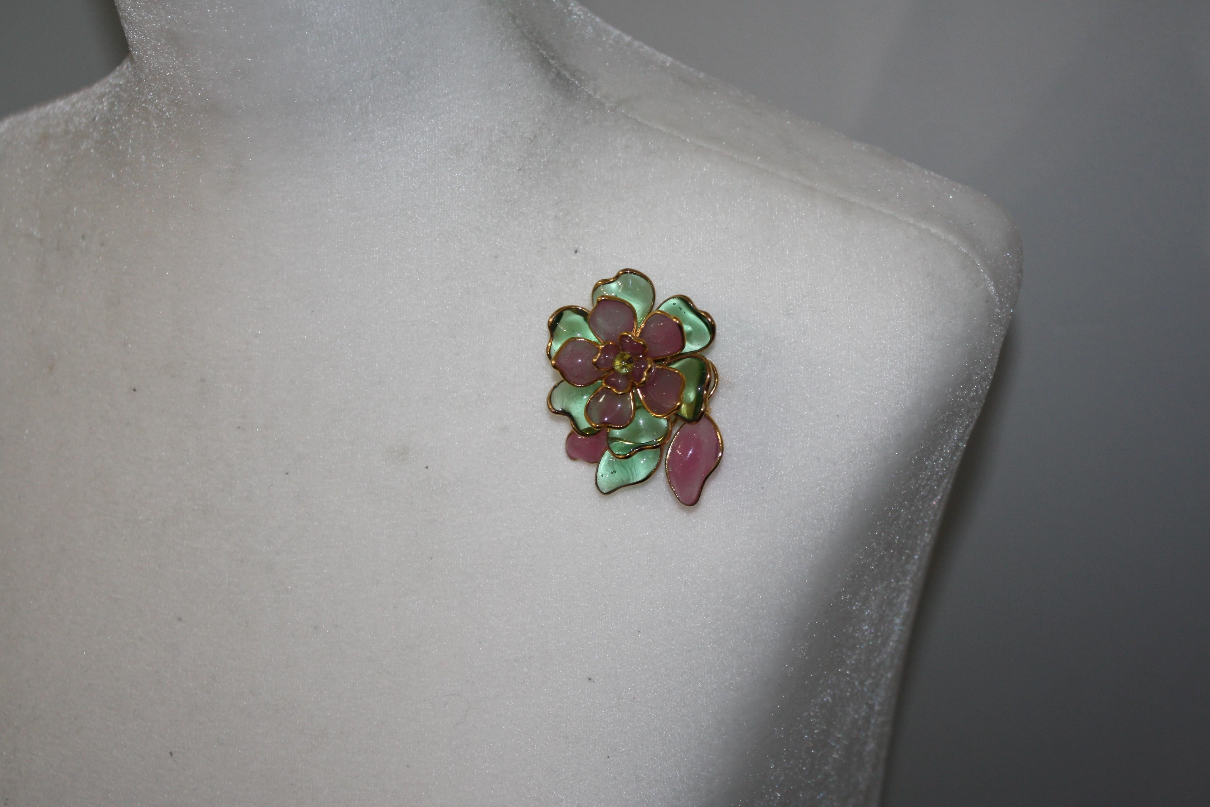 Aesthetic Movement Pate De Verre Pink and Green Flower Brooch