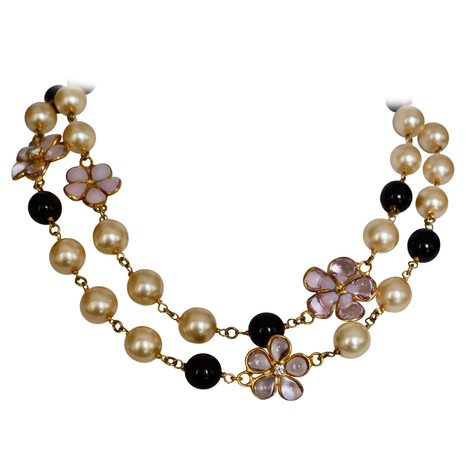 Pâte de Verre sautoir with Clover and Pearls