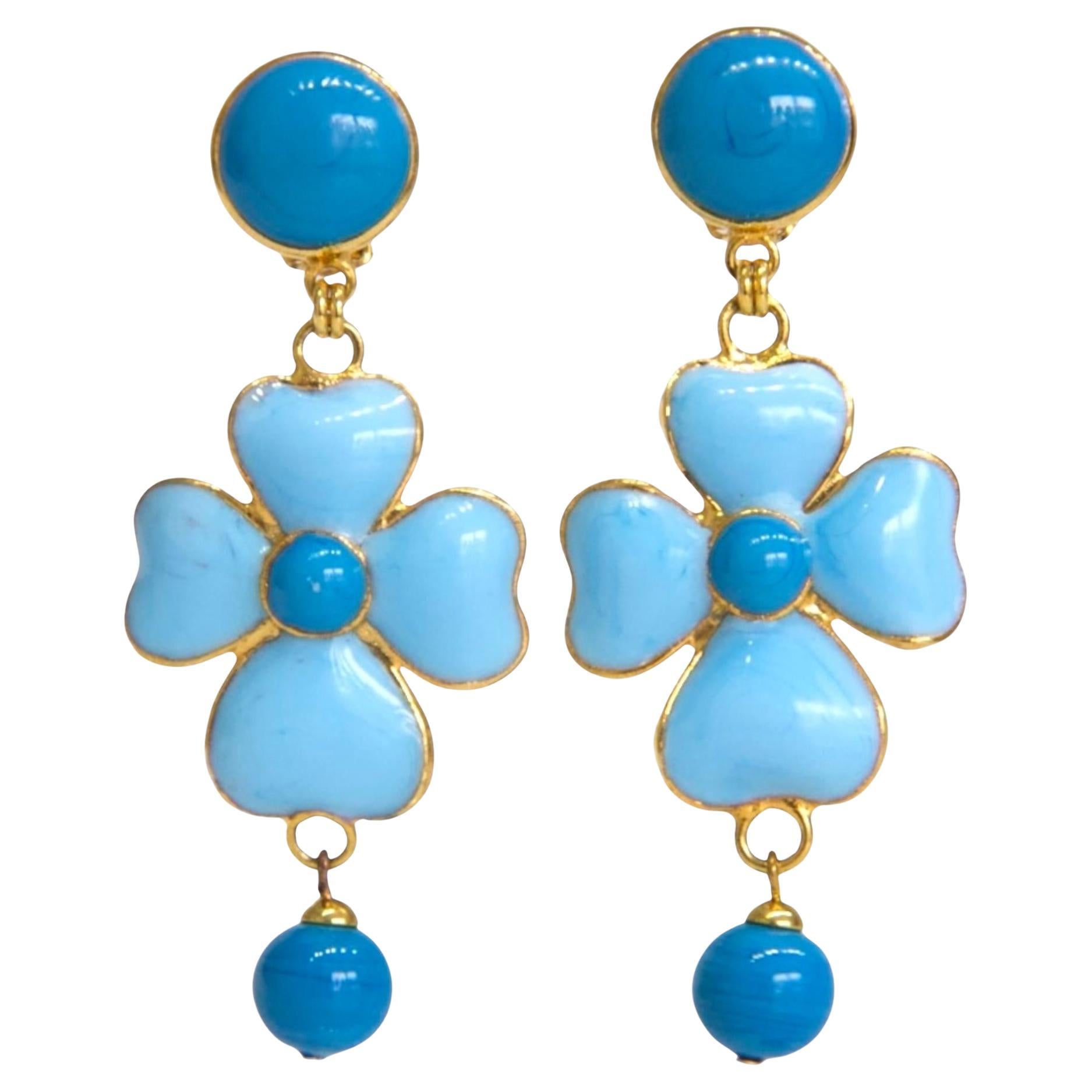 Pate de Verre Turquoise Clover Clip Earrings