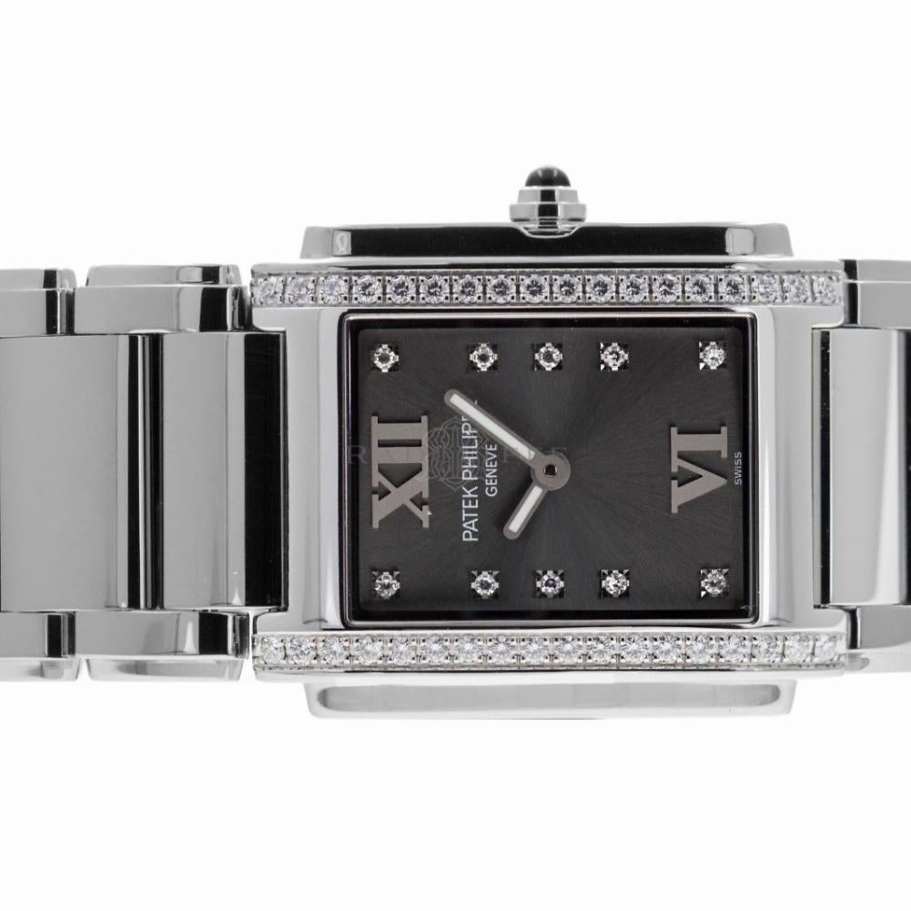 Patek 4910 Twenty-4 Grey Diamond Dial 4910/10A-010 Quartz Ladies Watch In Excellent Condition For Sale In Miami, FL
