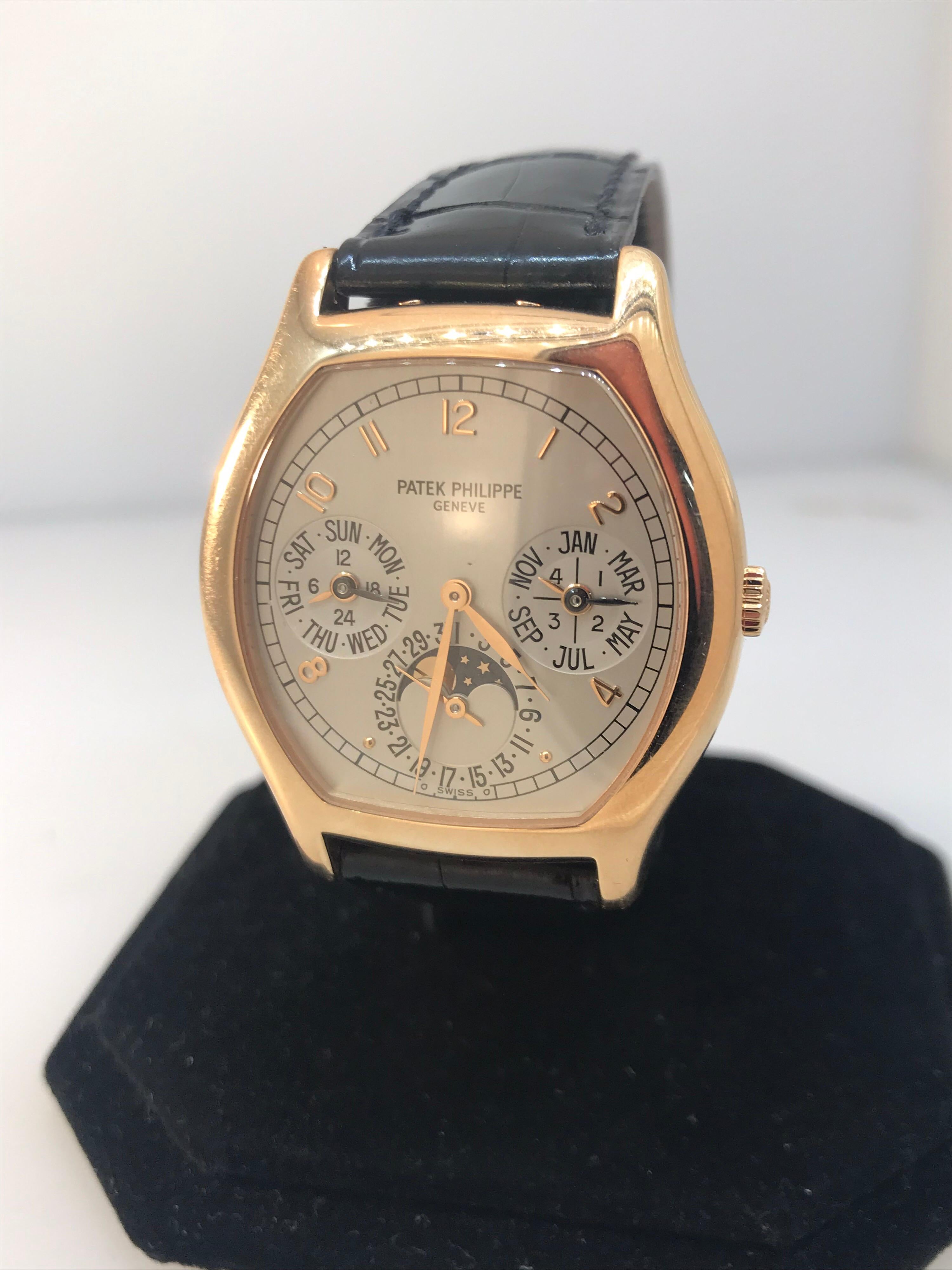 Patek Phiippe Grand Complications Perpetual Calendar Rose Gold Men's Watch 5040R In Excellent Condition For Sale In New York, NY