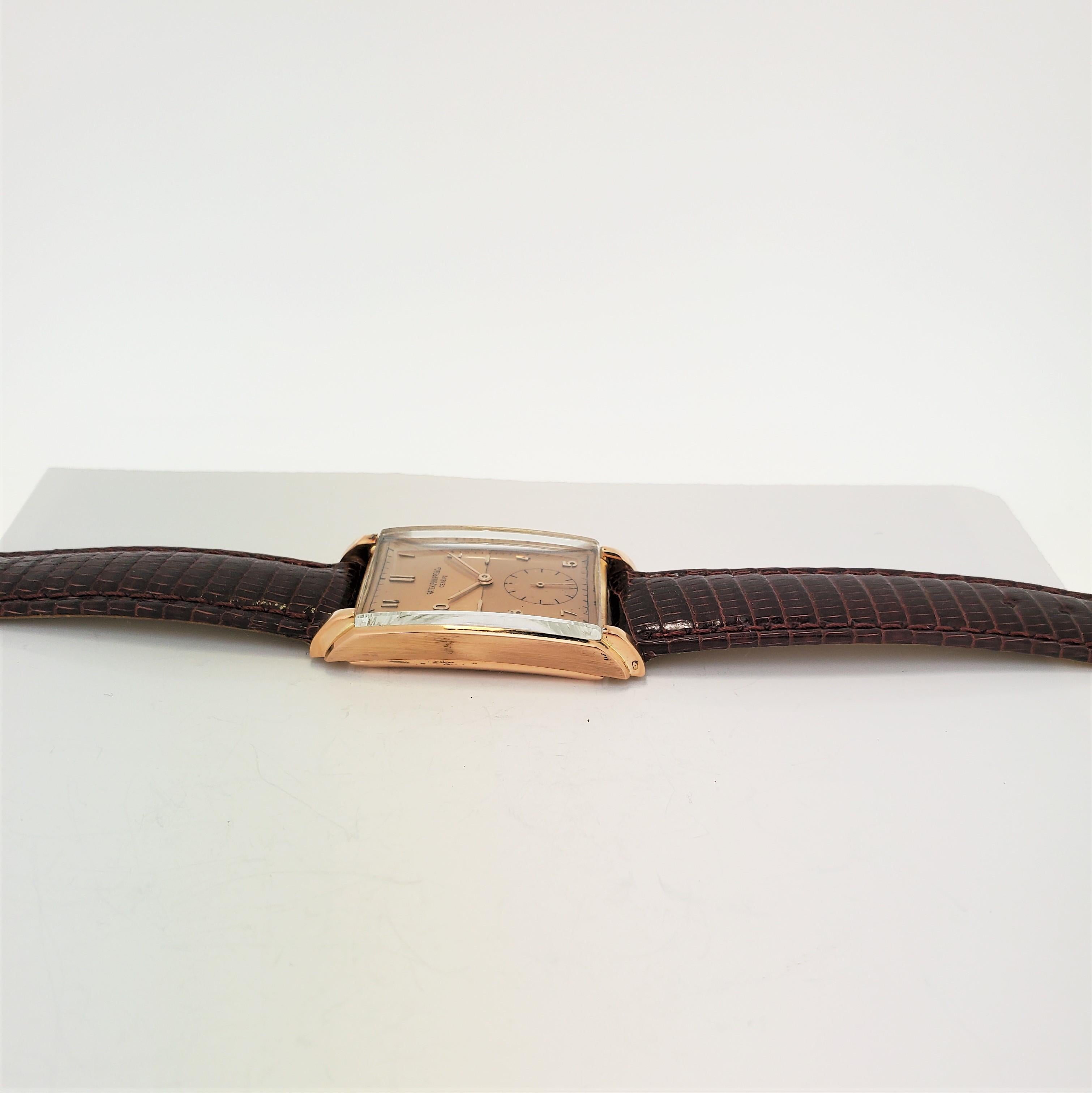 Patek Philippe 1559R, Rose Gold, Original Certificate Not Polished, Circa 1947 For Sale 6