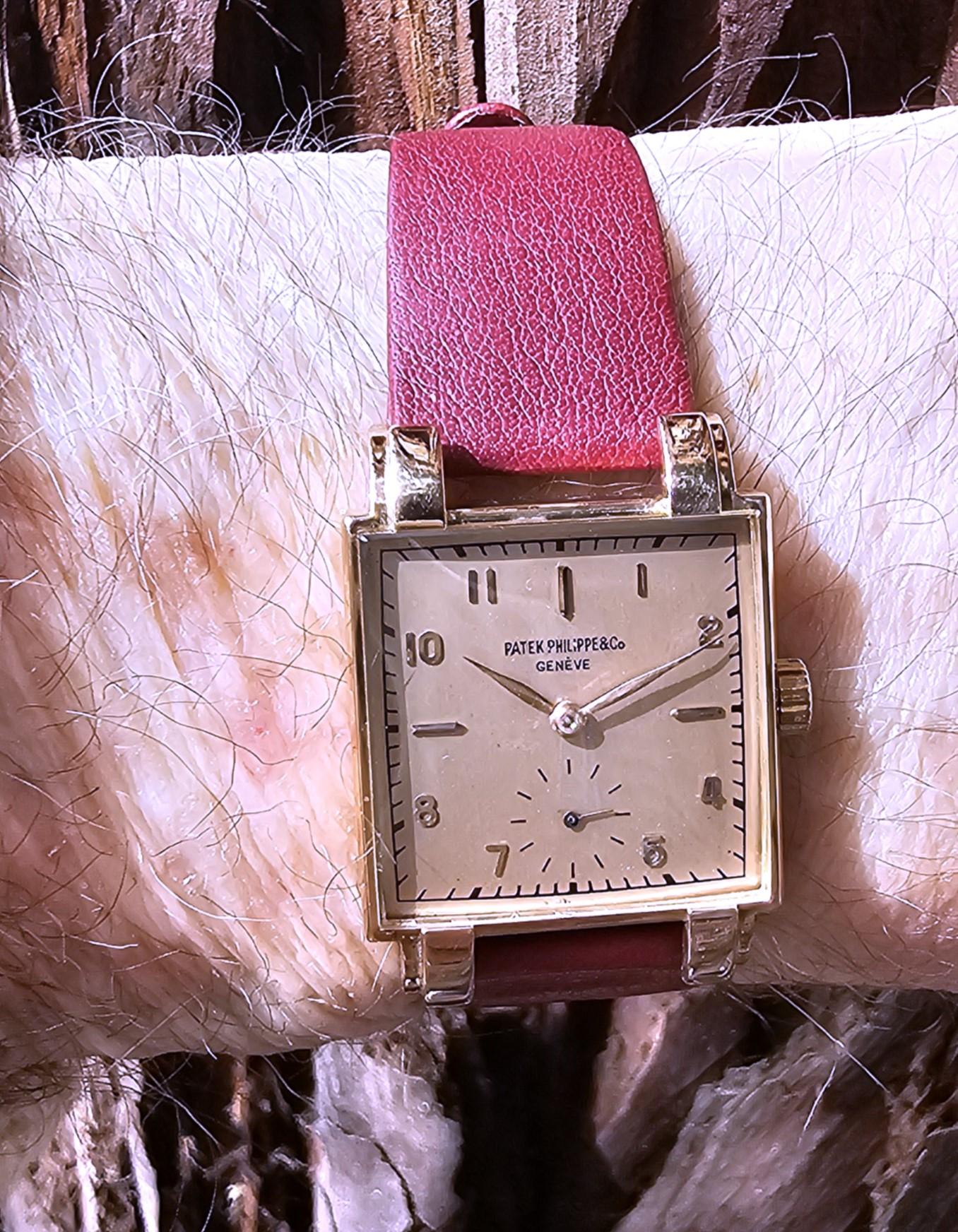 Rétro Patek Philippe 1566R Orologio Quadrato Oro Rosa Circa 1947 in vendita