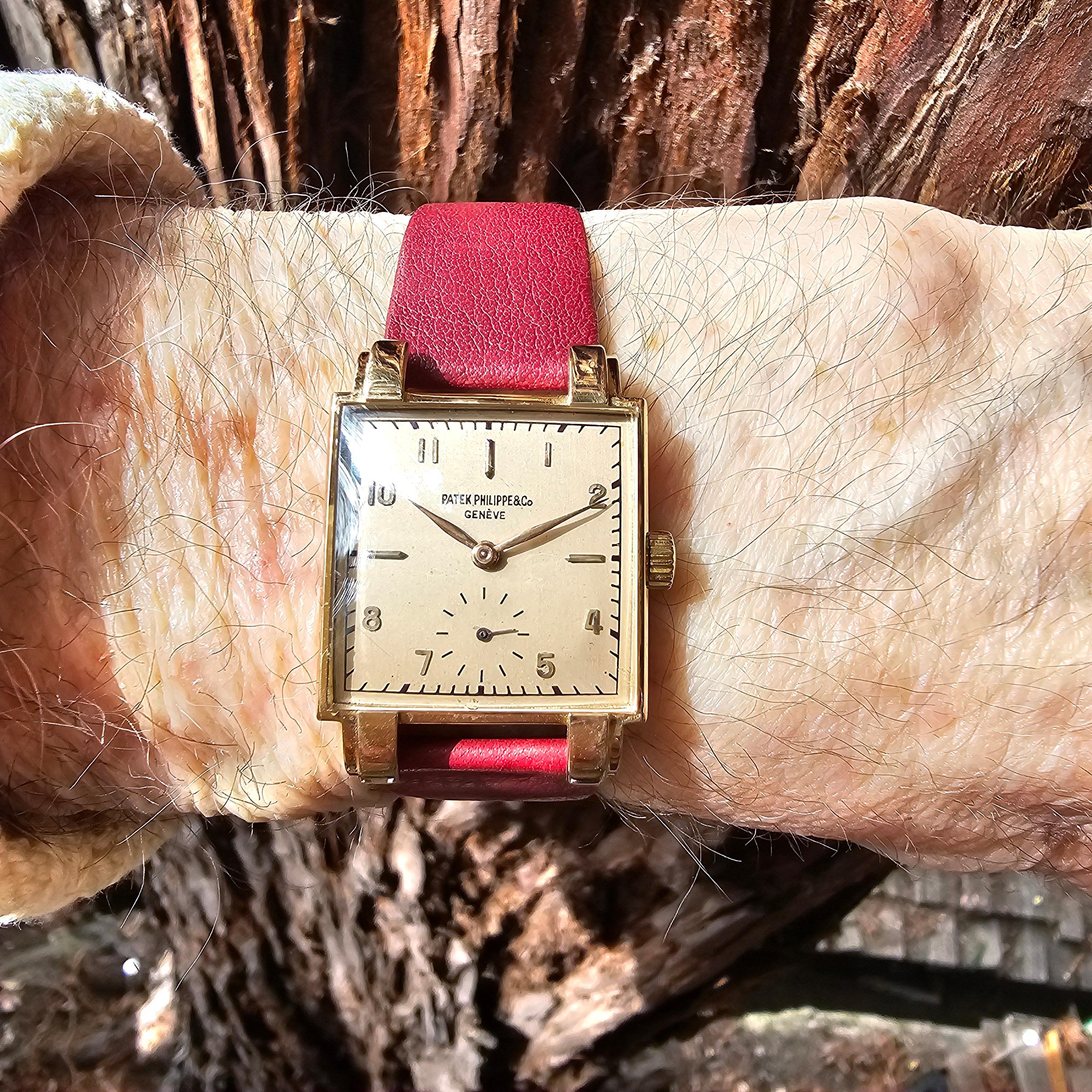 Patek Philippe 1566R Orologio Quadrato Oro Rosa Circa 1947 in vendita 8
