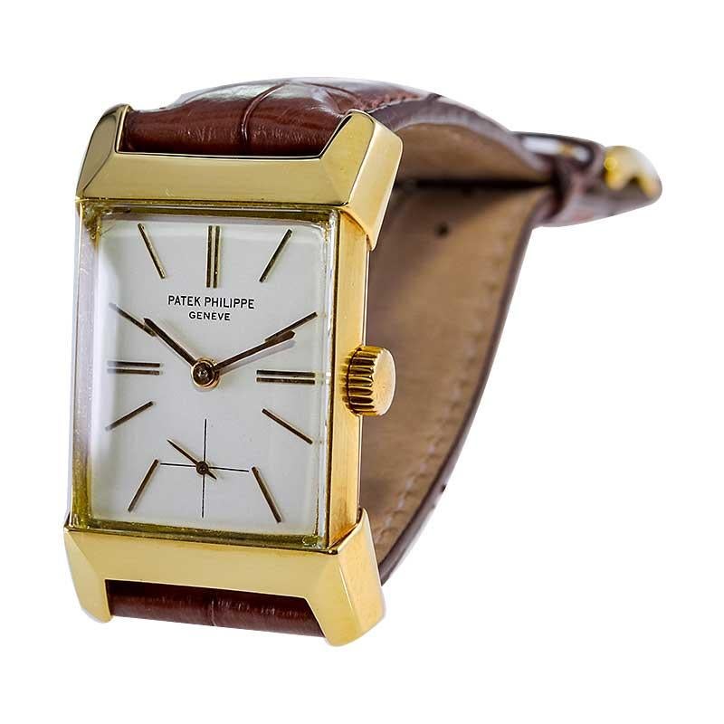 Patek Philippe 18 Karat Gold Art Deco Style with Archival Document For Sale 4