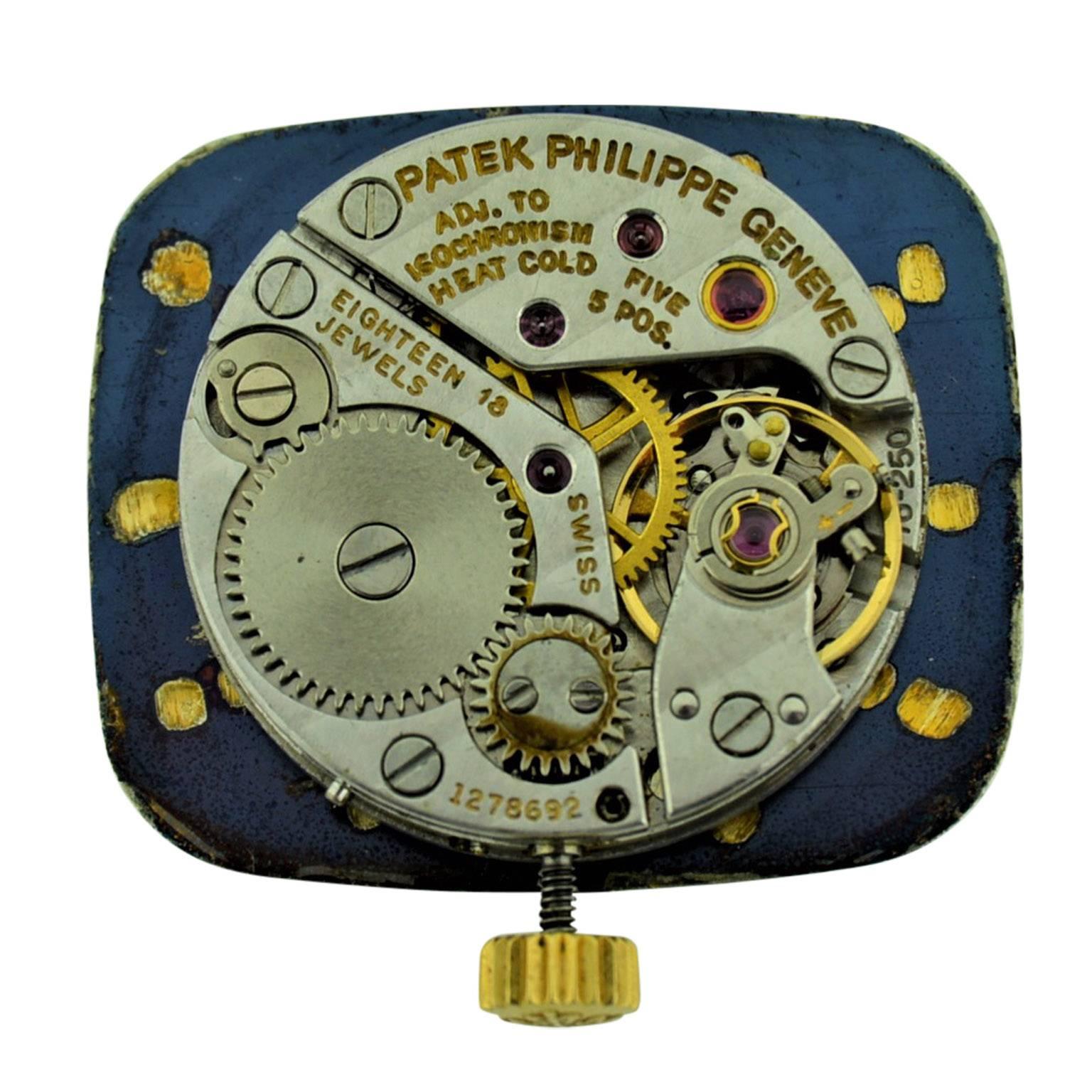 Patek Philippe 18 Karat Gold Ladies Watch with Original Blue Dial, circa 1970s 7