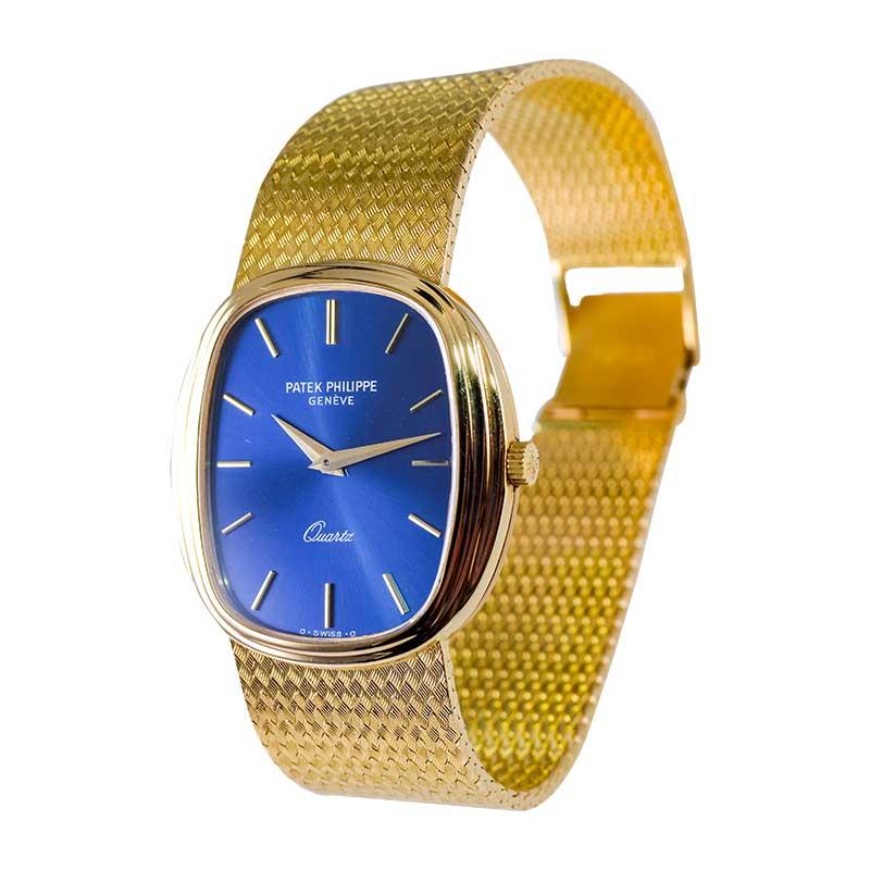 Patek Philippe 18 Karat Gold Quarz-Uhr in hochwertigem Zustand, neu, 1990er Jahre im Angebot 8