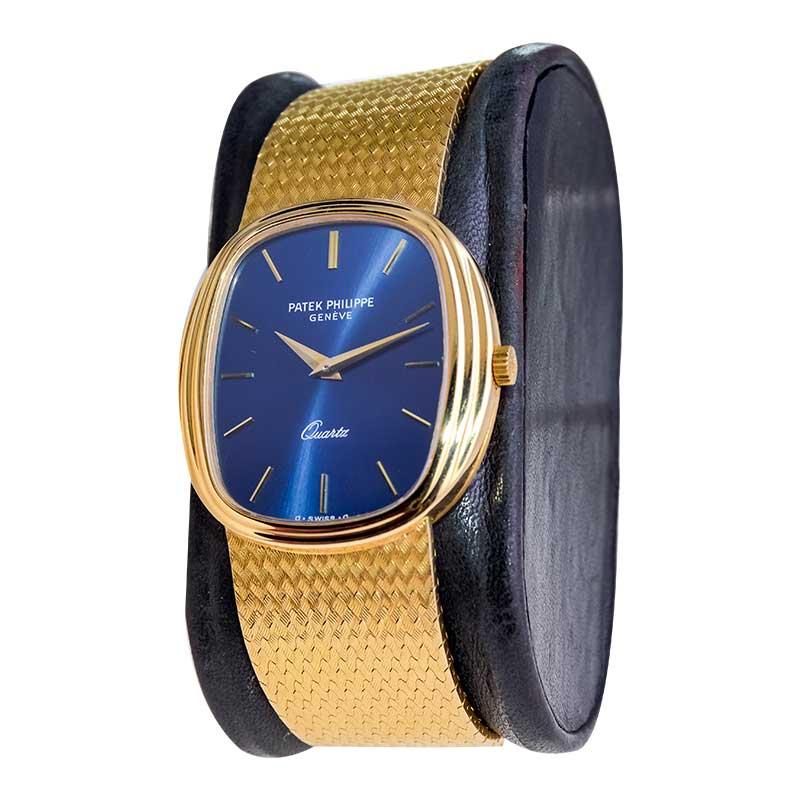 Patek Philippe 18 Karat Gold Quarz-Uhr in hochwertigem Zustand, neu, 1990er Jahre im Angebot 2