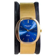 Patek Philippe 18 Karat Gold Quartz High Grade Watch in New Condition, 1990s
