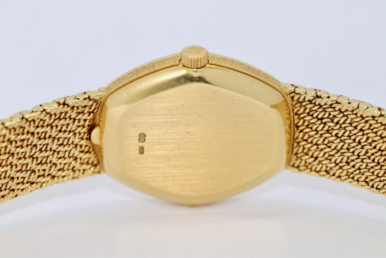18 Karat Gold Vintage Damenarmbanduhr von Patek Philippe Ref. 4463 mit blauem Zifferblatt im Angebot 7