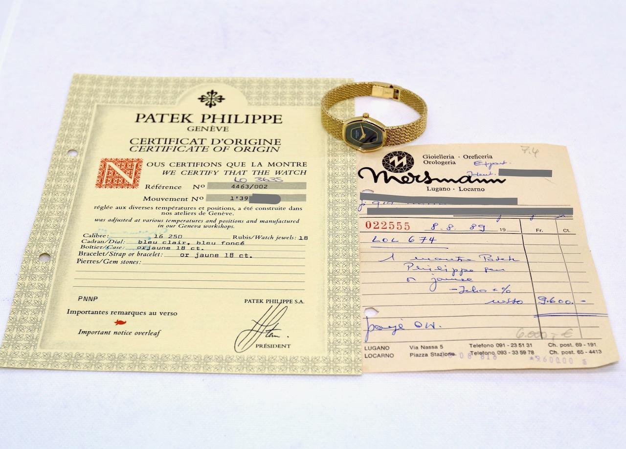 18 Karat Gold Vintage Damenarmbanduhr von Patek Philippe Ref. 4463 mit blauem Zifferblatt im Angebot 8