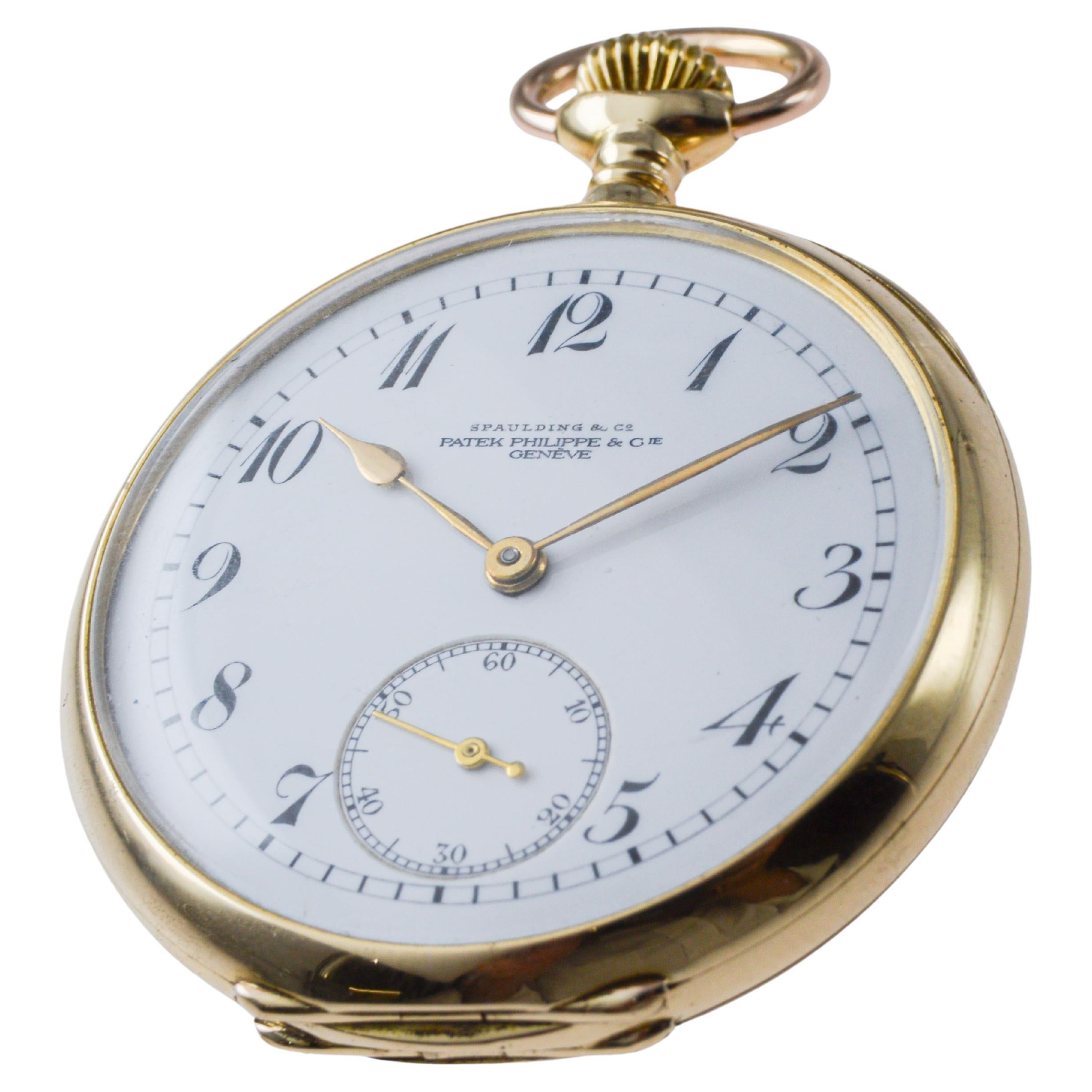 Patek Philippe Montre pendentif en or jaune 18 carats avec cadran en émail et archivage en vente 7