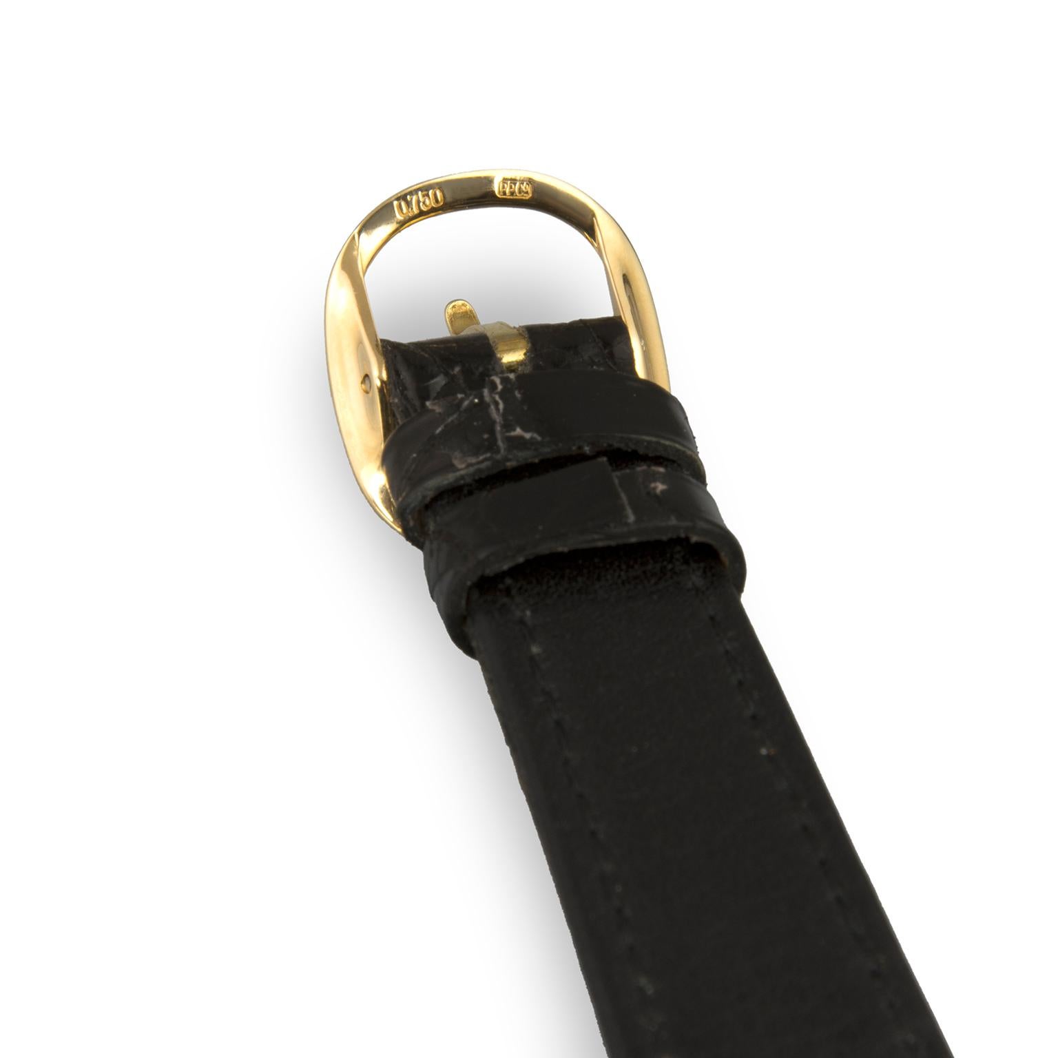Patek Philippe 18 Karat Yellow Gold Wristwatch For Sale 3