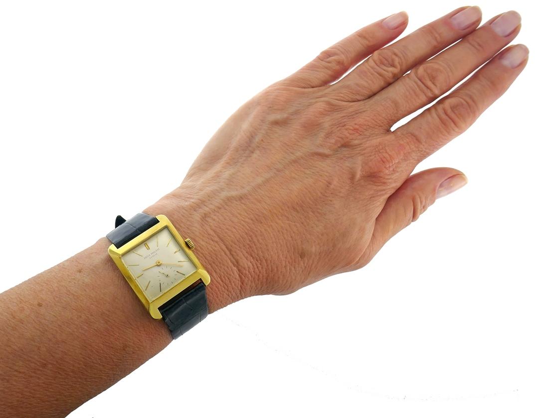Patek Philippe 18k Gold Manual Wind Wristwatch For Sale 9