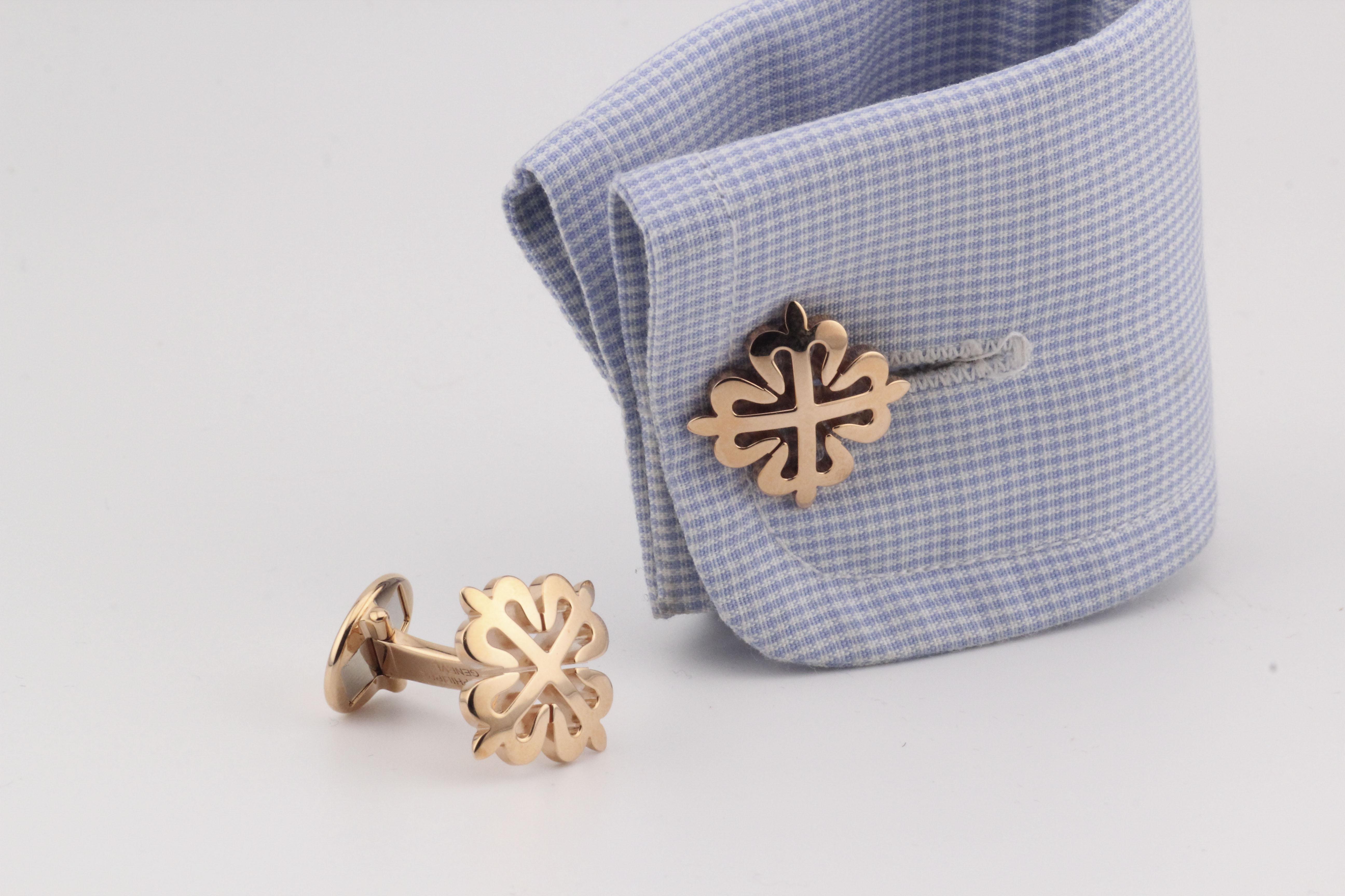 Patek Philippe 18K Rose Gold Calatrava Cross Cufflinks 205.9083R5-001 In Good Condition In Simpsonville, SC
