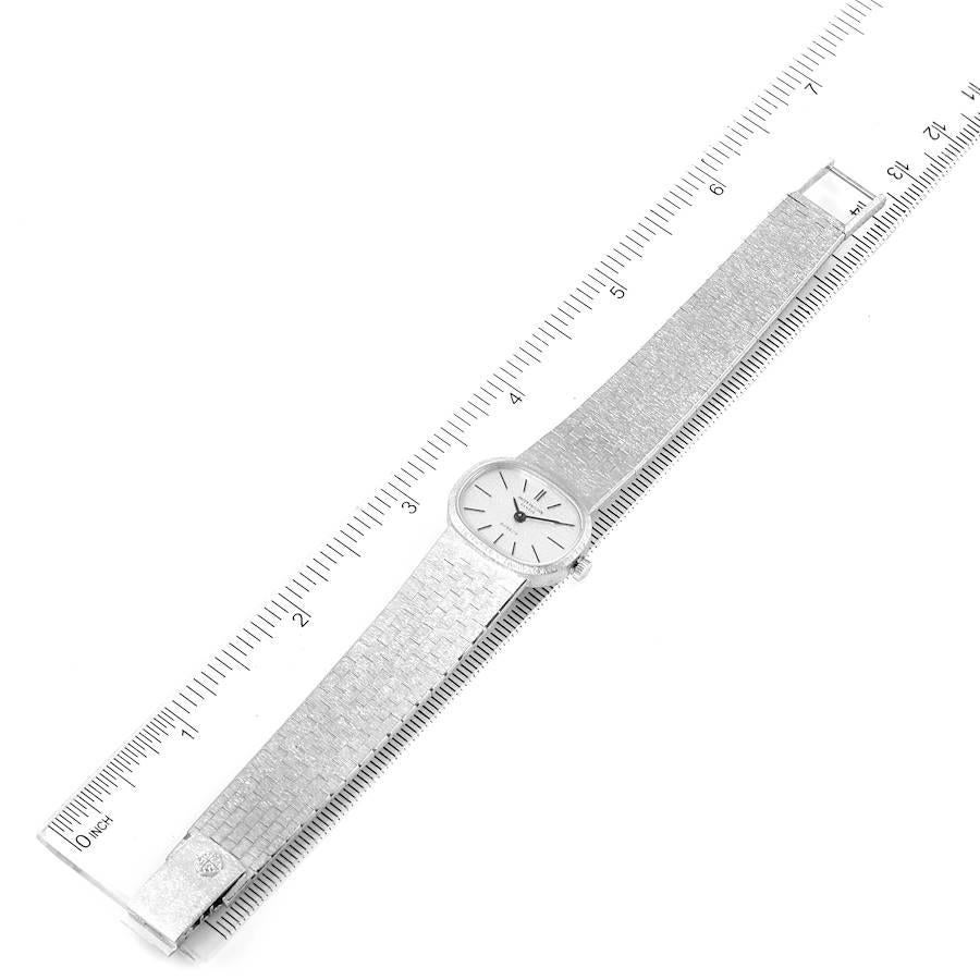 Cocktail-Damenuhr von Patek Philippe, 18 Karat Weißgold Silber Zifferblatt 3373 im Angebot 6