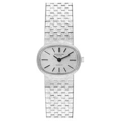 Cocktail-Damenuhr von Patek Philippe, 18 Karat Weißgold Silber Zifferblatt 3373