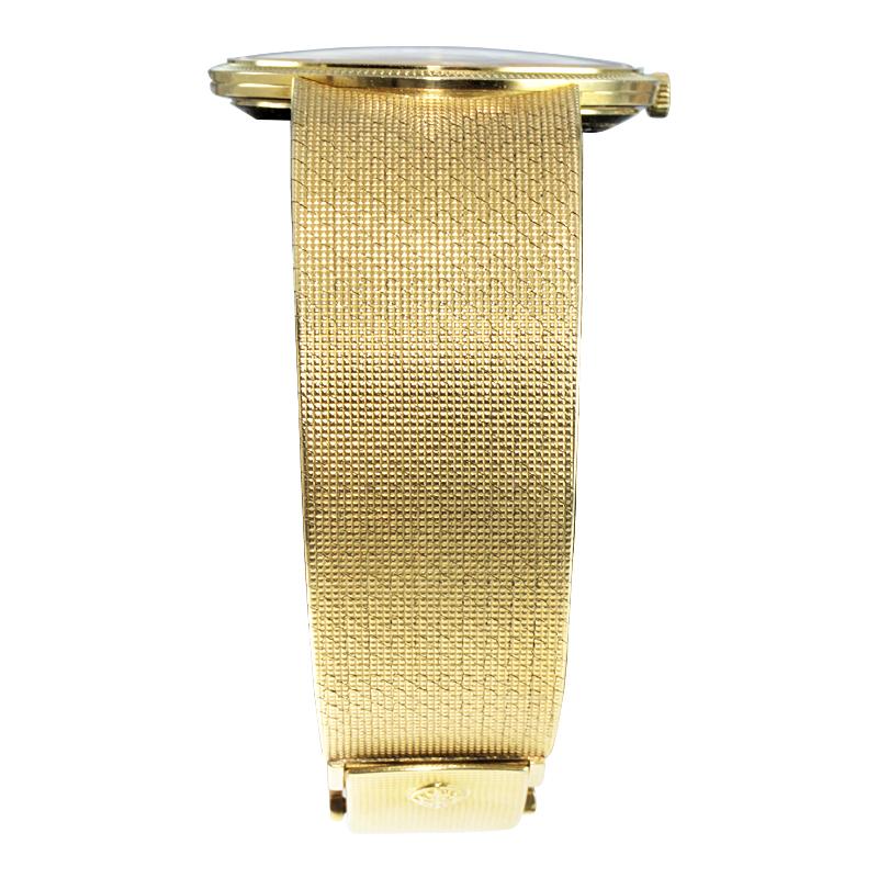 Women's or Men's Patek Philippe 18 Karat Gold Automatic Winding Bracelet Dress Watch From 1971