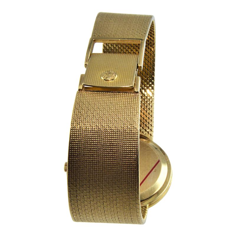 Patek Philippe 18 Karat Gold Automatic Winding Bracelet Dress Watch From 1971 In Excellent Condition In Long Beach, CA