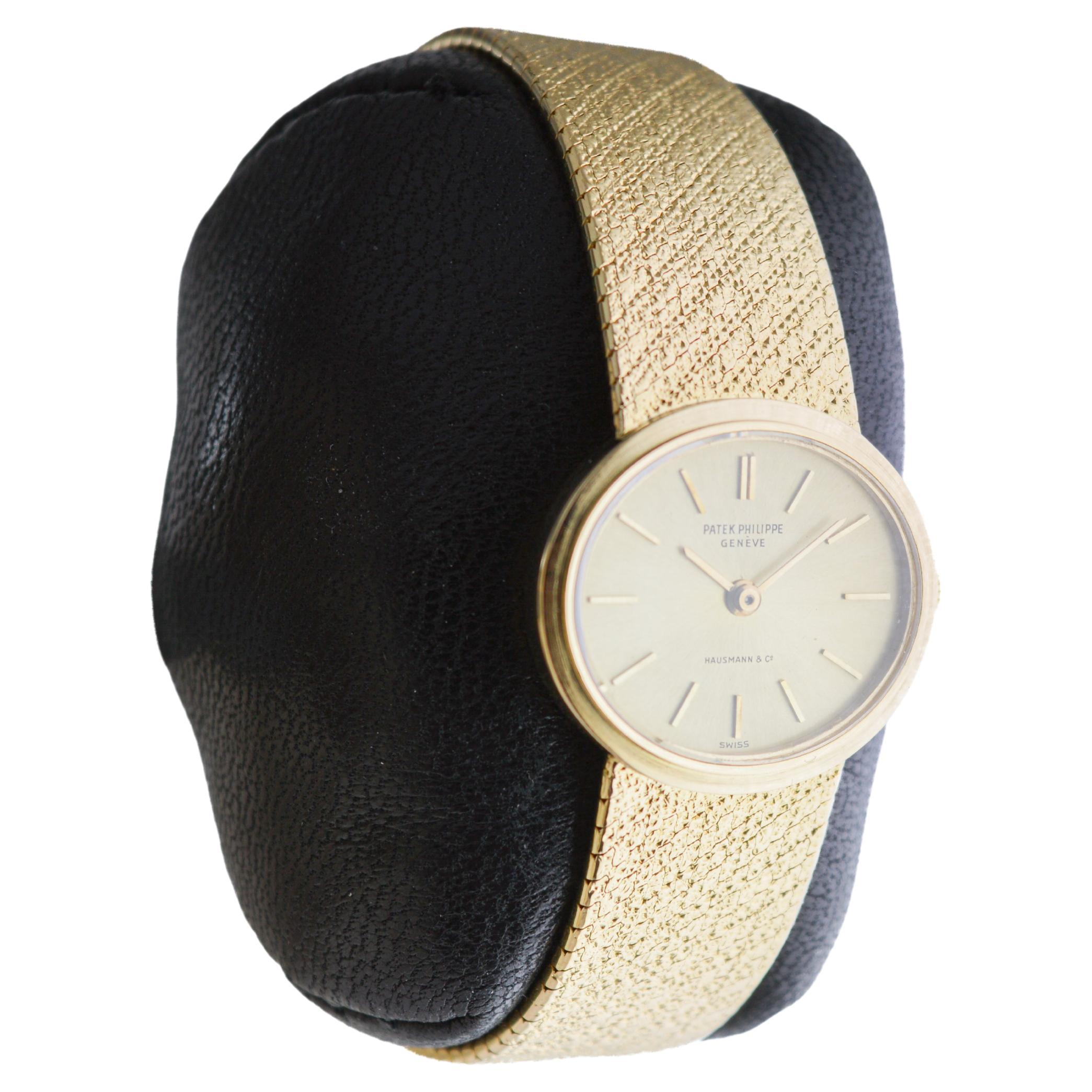 FACTORY / HOUSE: Patek Philippe & Co. 
STYLE / REFERENCE: Dress Watch / Reference 3349-1
METAL / MATERIAL: 18Kt Solid Gold
CIRCA / YEAR: 1970's
DIMENSIONS / SIZE: Length 23mm X Diameter 20mm
MOVEMENT / CALIBER: Manual Winding / 20 Jewels  
DIAL /