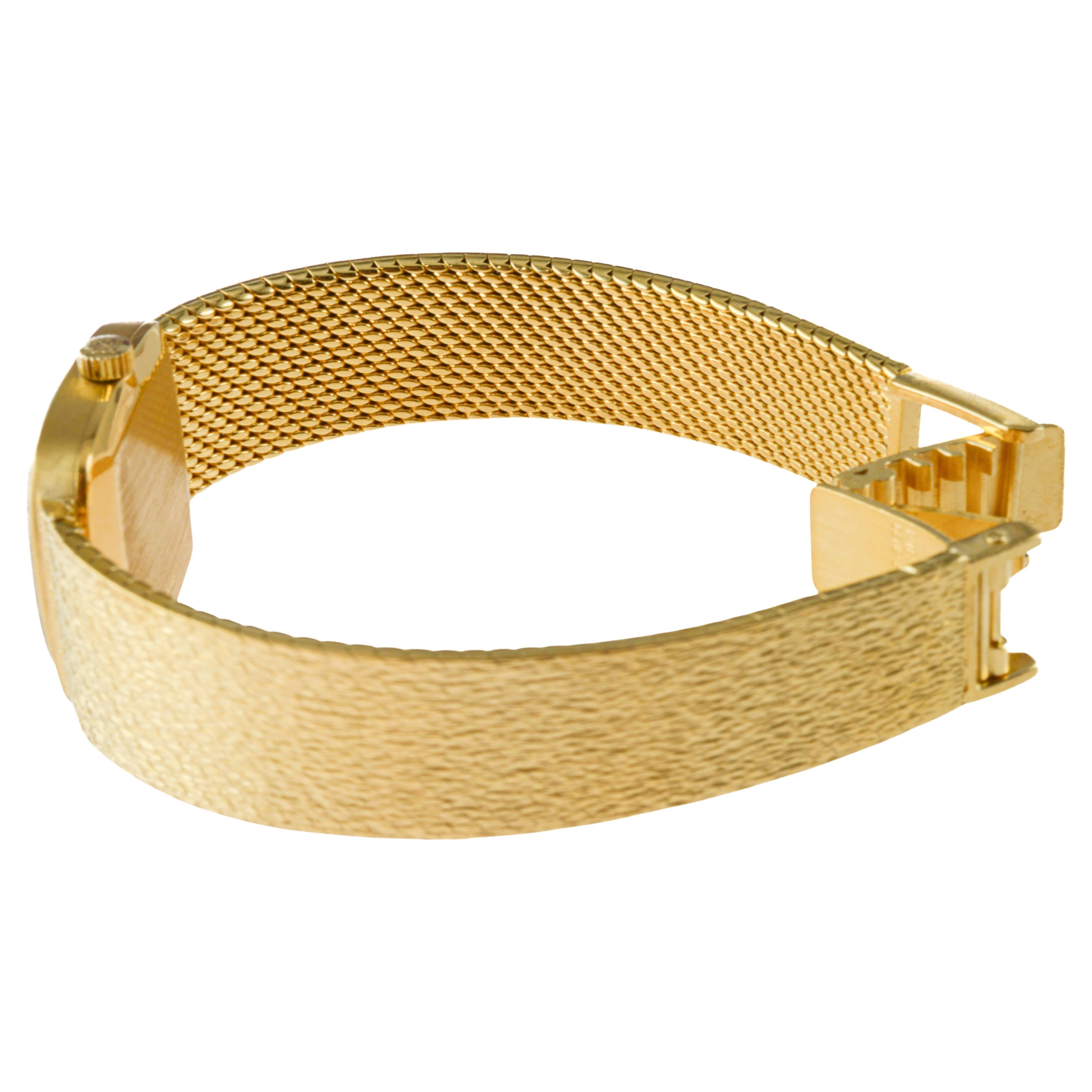 Patek Philippe 18Kt Solid Gold Dress Watch circa 1980's with Original Bracelet For Sale 7