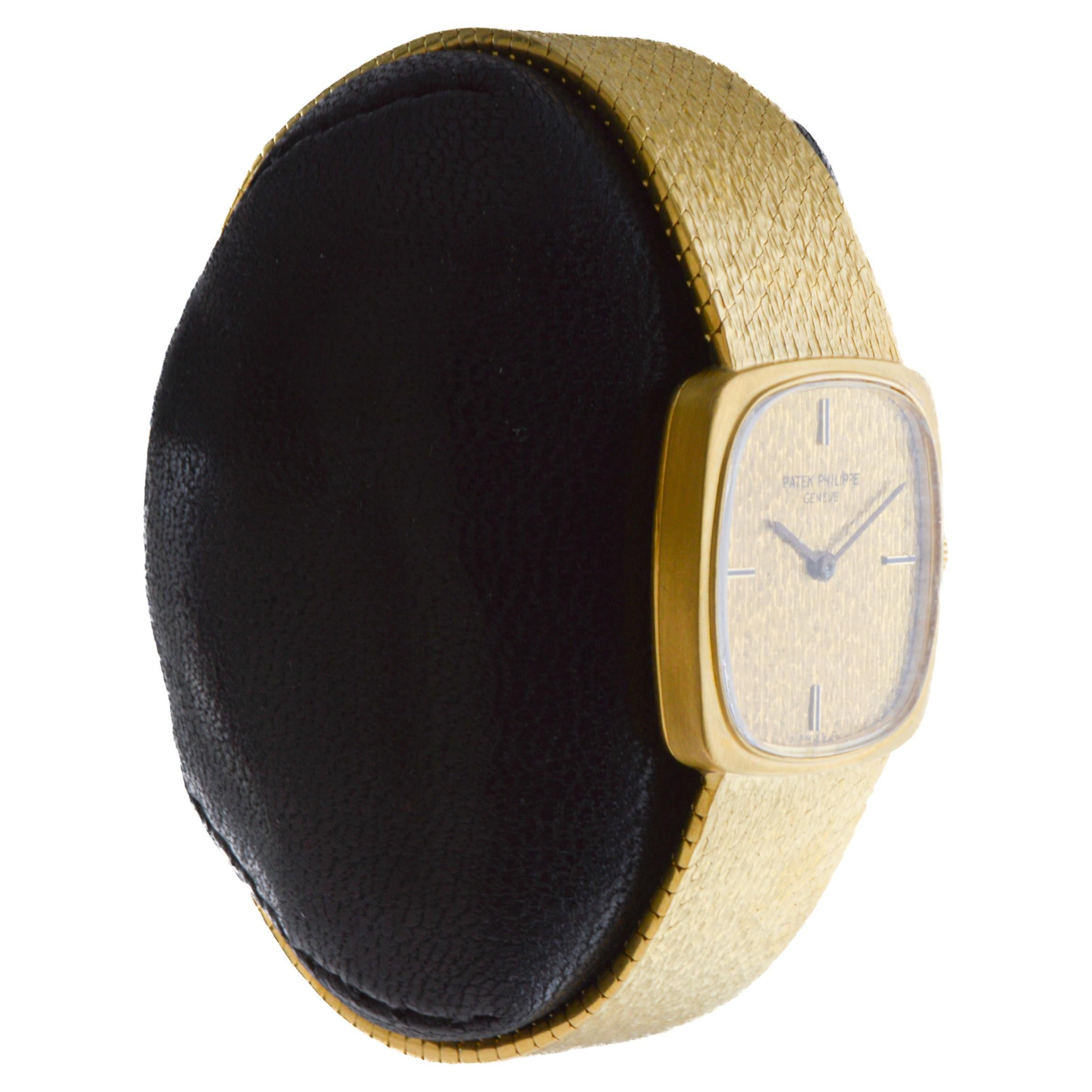 Patek Philippe 18Kt Solid Gold Dress Watch circa 1980's with Original Bracelet For Sale 1