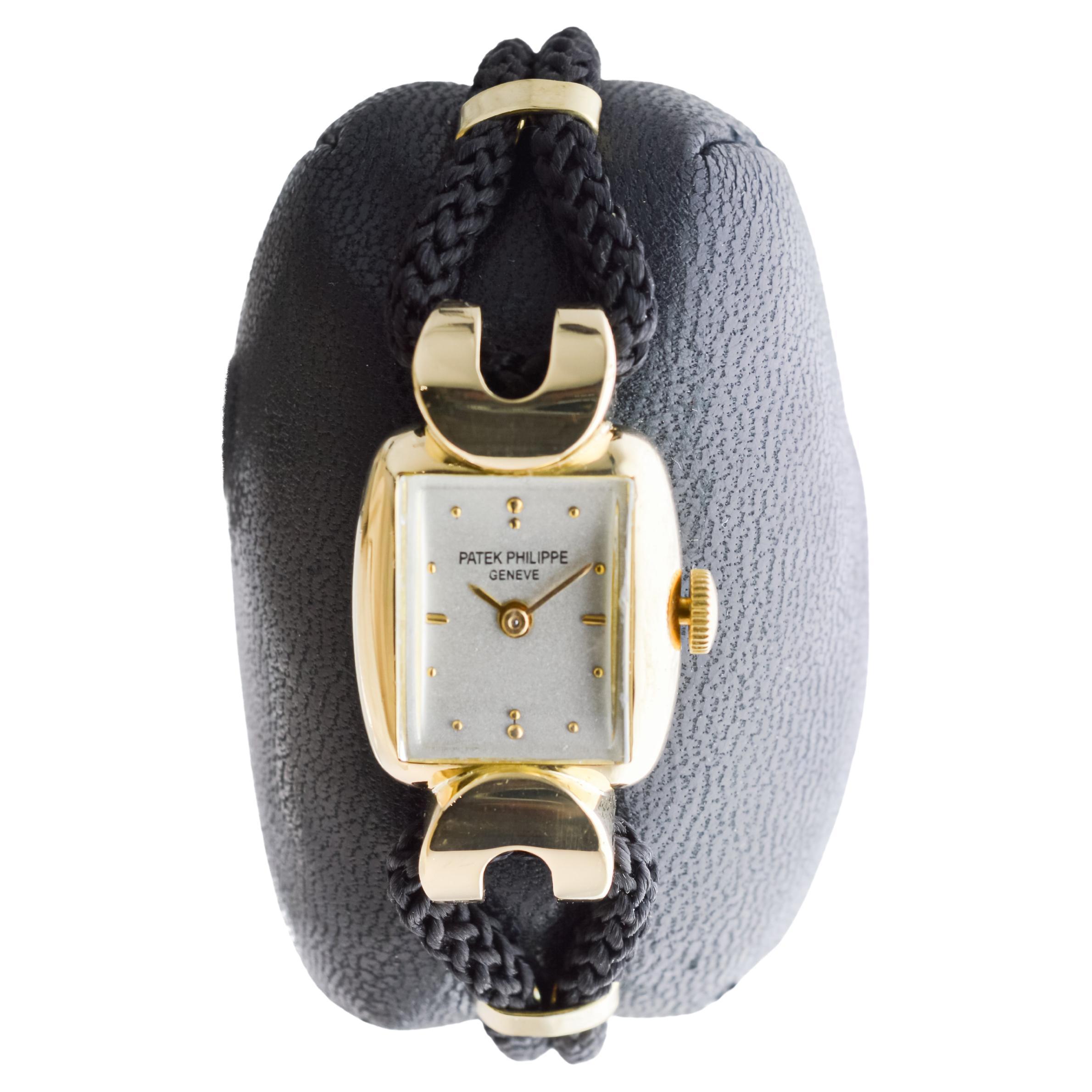 Patek Philippe 18Kt Massivgold LAdies Dress Watch circa 1940er Jahre Damen im Angebot