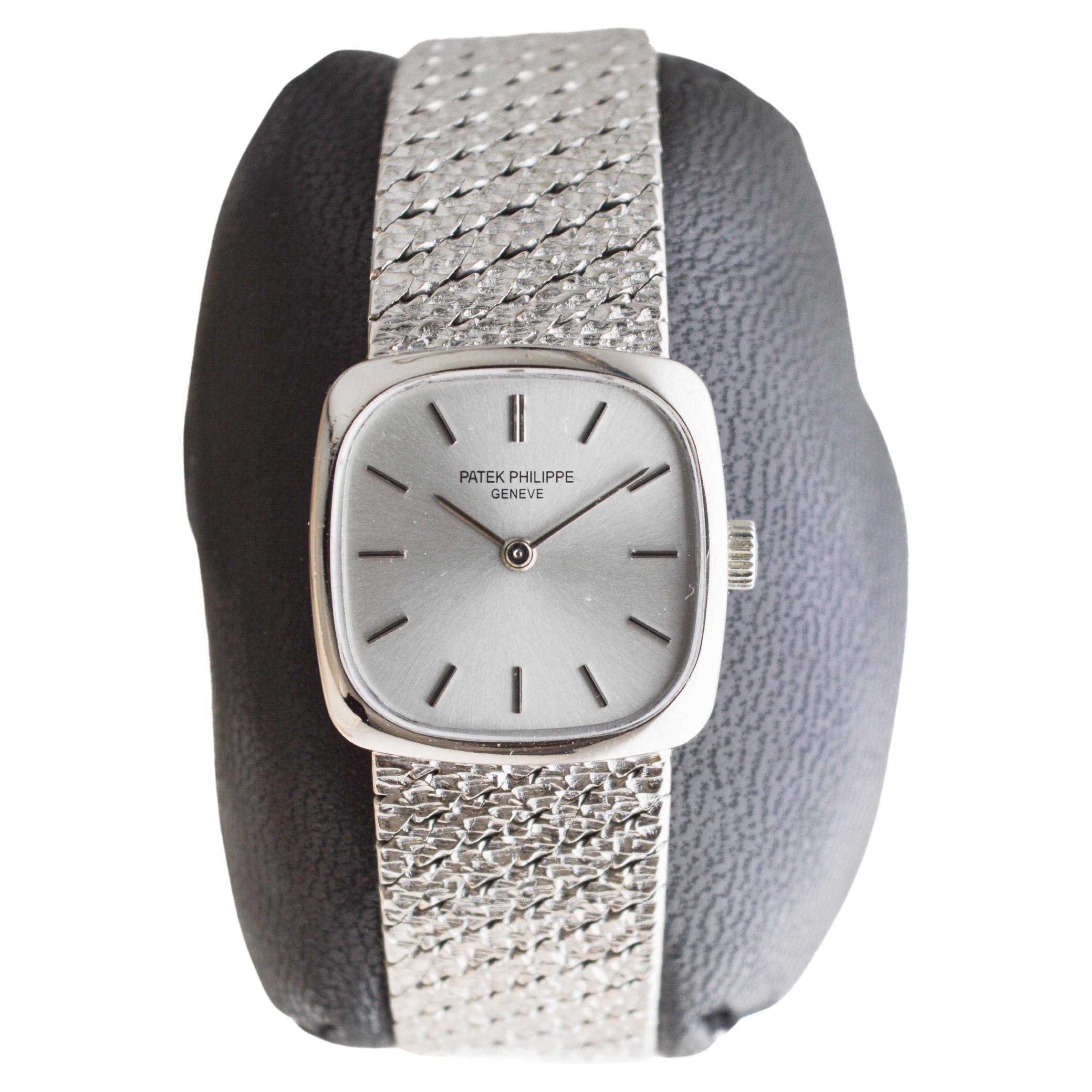 Patek Philippe 18Kt Solid White Gold Ladies Dress Watch circa 1970's