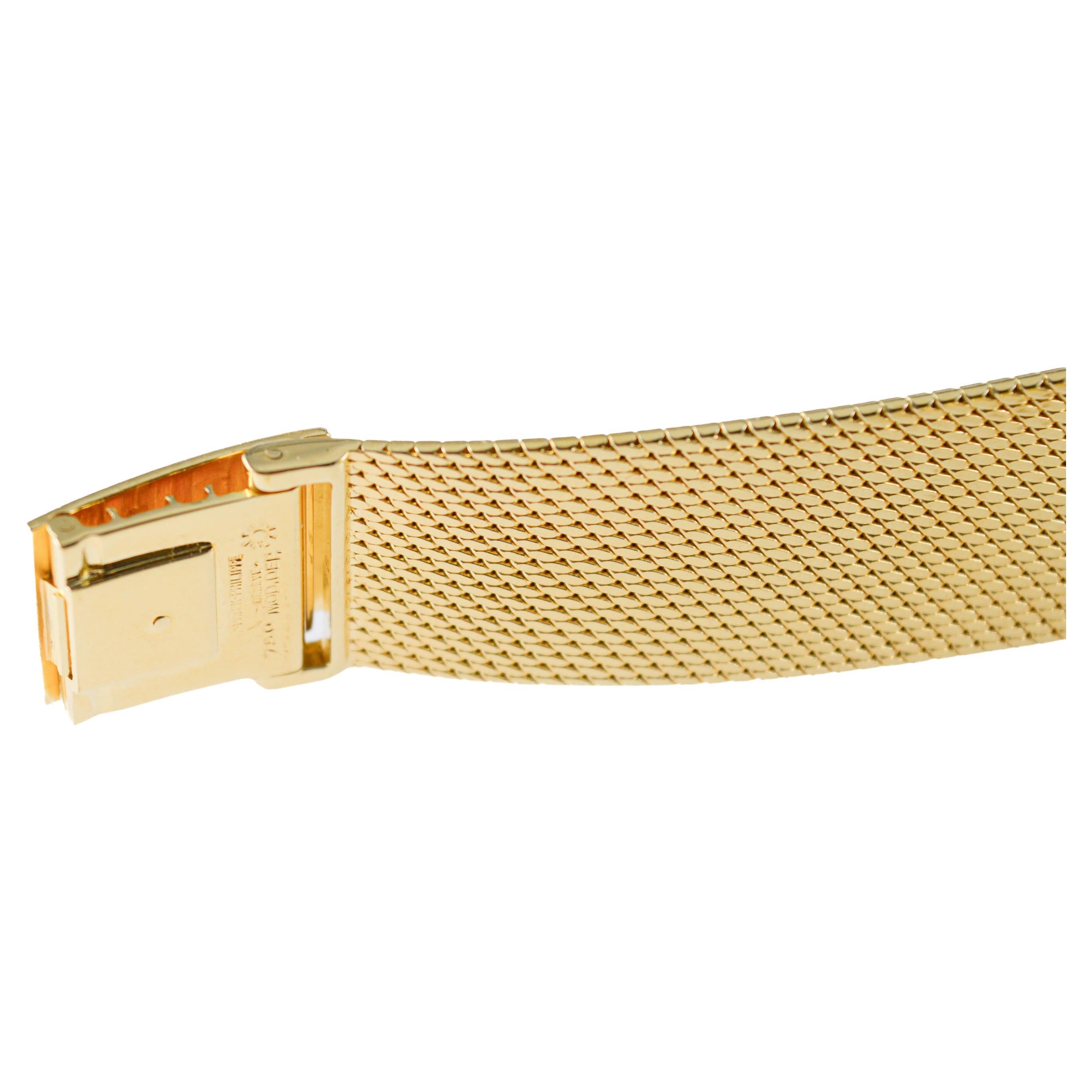 Patek Philippe 18Kt Solid Yellow Gold Dress Watch circa 1980's For Sale 7