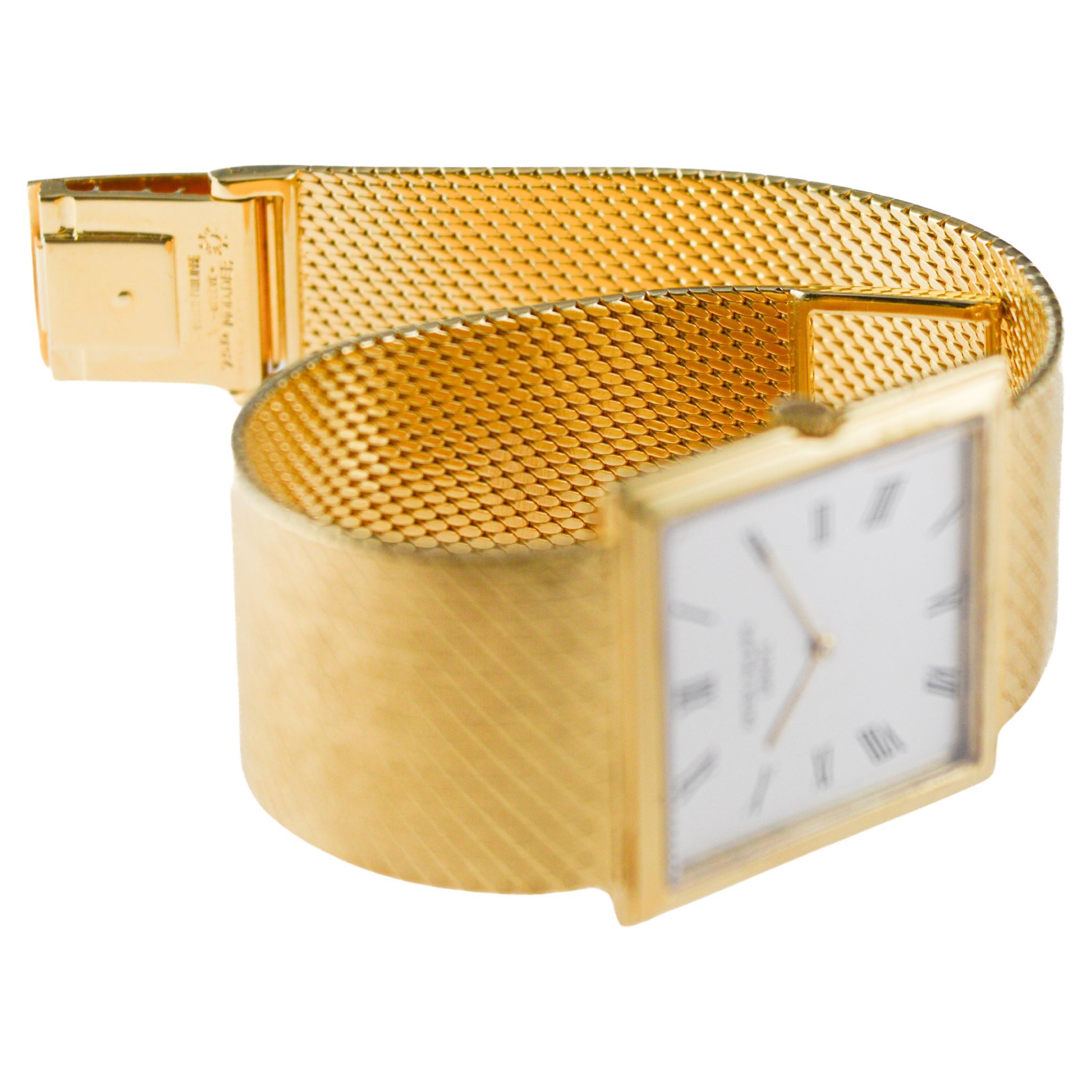 Patek Philippe 18Kt Solid Yellow Gold Dress Watch circa 1980's For Sale 2