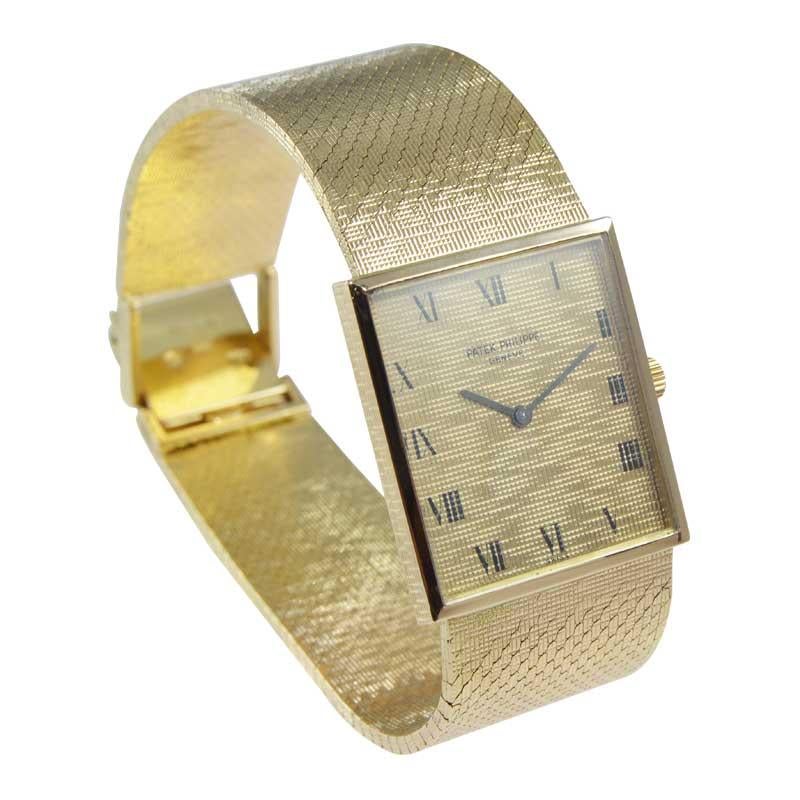 Patek Philippe 18 Karat Solid Yellow Gold with Original Bracelet and Dial, 1980s In Excellent Condition In Long Beach, CA