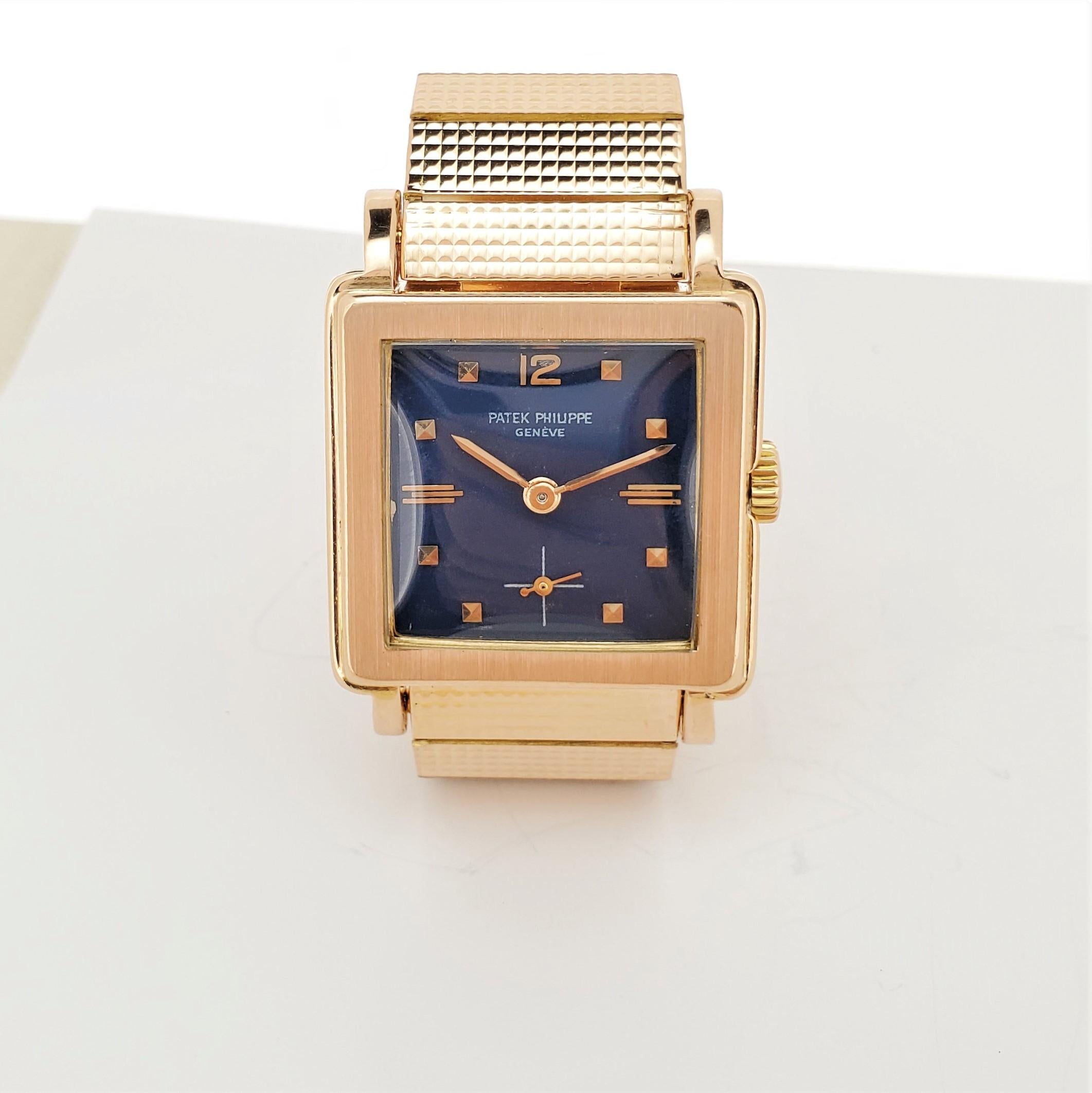 Introduction:
Patek Philippe 2529R Vintage square shaped rose gold bracelet watch.  The watch measures 28 x 37 mm and is made in 18 Karat rose gold,  with deep royal blue dial and raised gold hour markers.  The watch is fitted with a 10