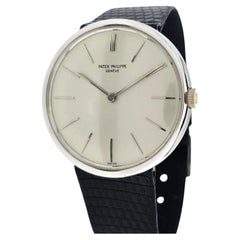 Vintage Patek Philippe 2591G Calatrava watch a 35 mm case Center lugs Circa 1959