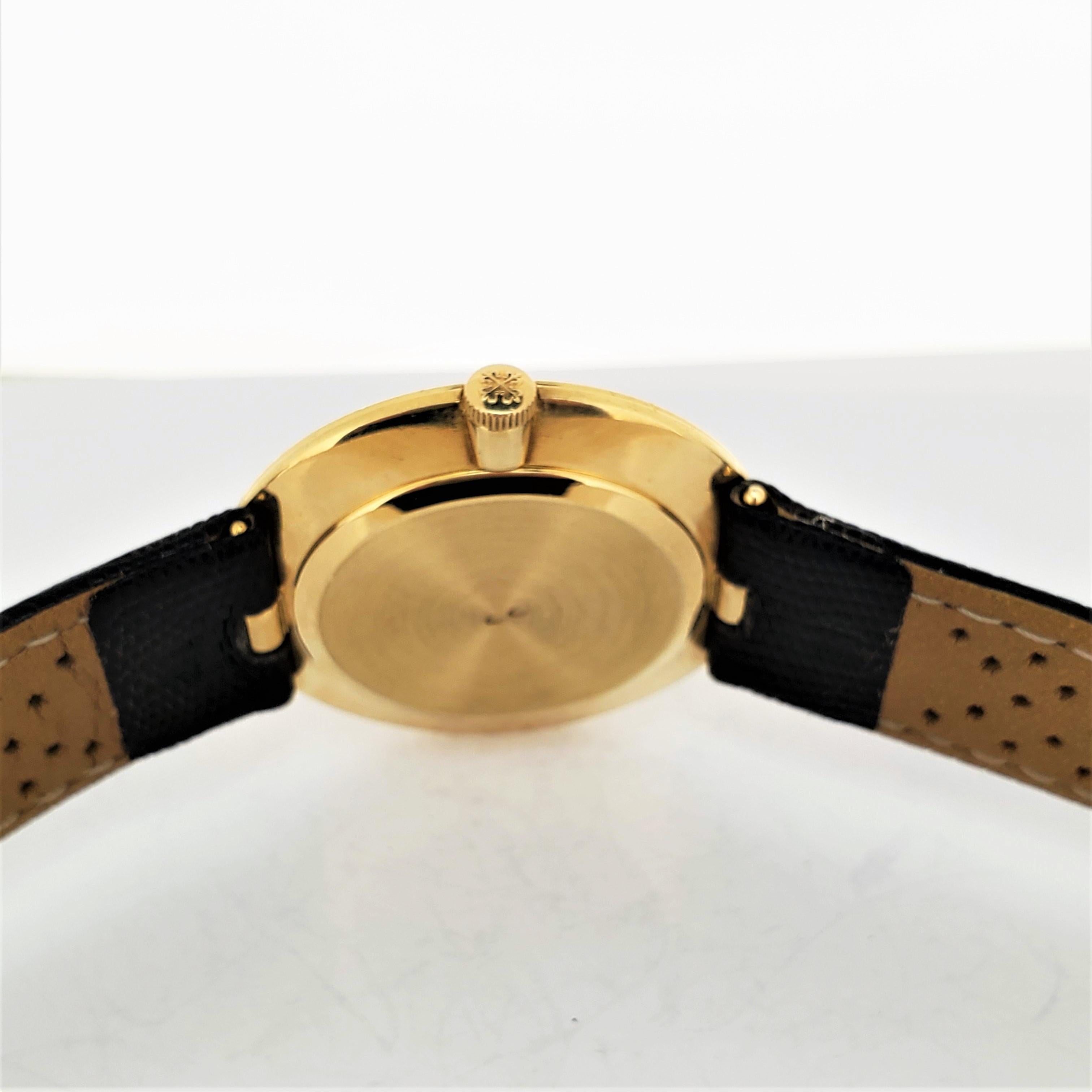 Men's Patek Philippe 2591J Center Lug Calatrava Watch, circa 1962 For Sale