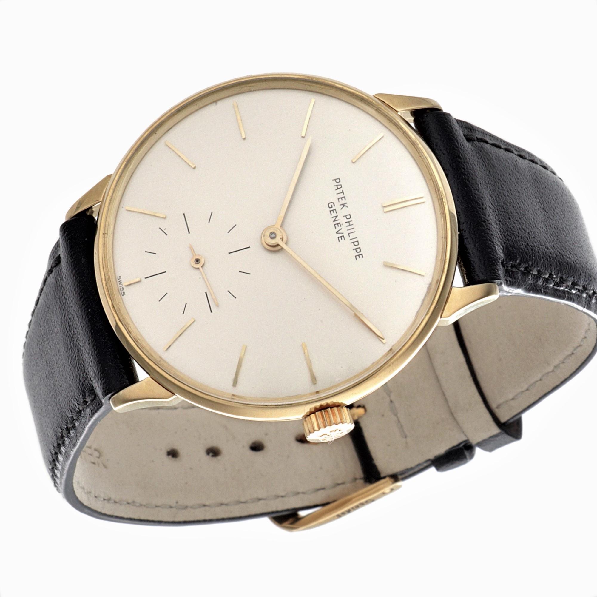 Introduction: 
Patek Philippe 3420J Vintage classic Calatrava, measuring 34mm in diameter. The Original Factory dial is silver white with raised gold baton hour marker and hands. The watch is made in 18K yellow gold with very minimalist dial design.