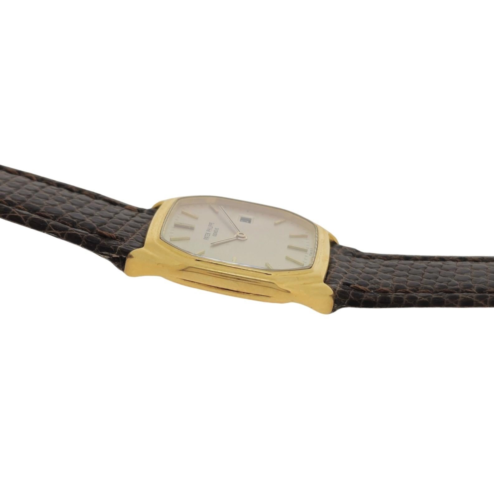 Patek Philippe 3761J Vintage Mid size Unisex Quartz Cushion watch Circa 1980's For Sale 3