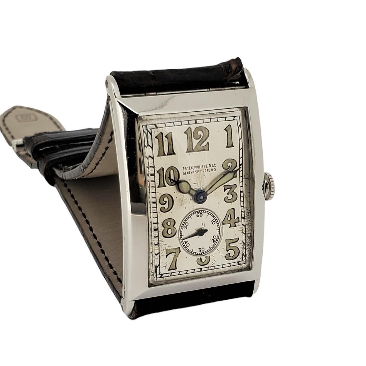 Patek Philippe „42“ Platin-Uhr mit gebogenem Scharnier im Art déco-Stil für Damen oder Herren im Angebot