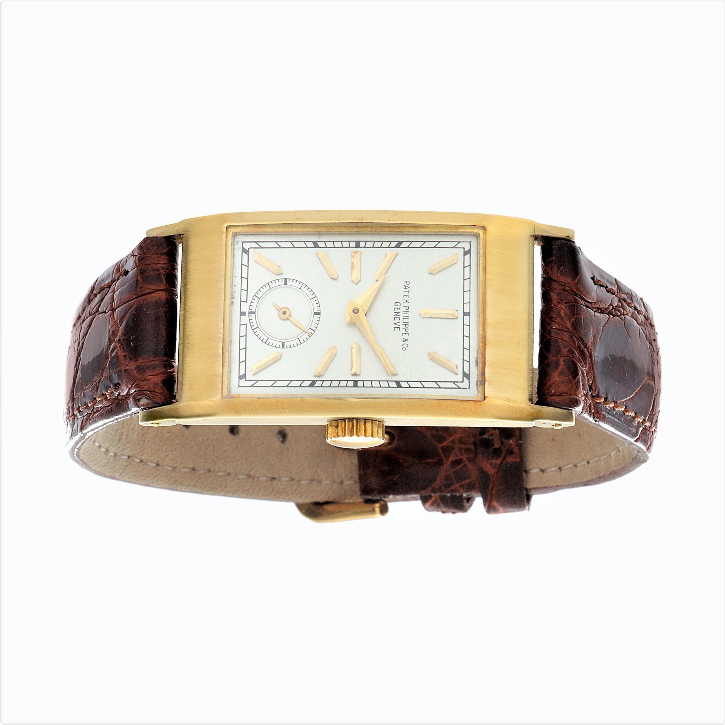 Einleitung:
Patek Philippe 425J Tegolino Art Deco-Uhr, Maße 42,5 x 20,5.  Die Uhr ist mit einem Kaliber 9