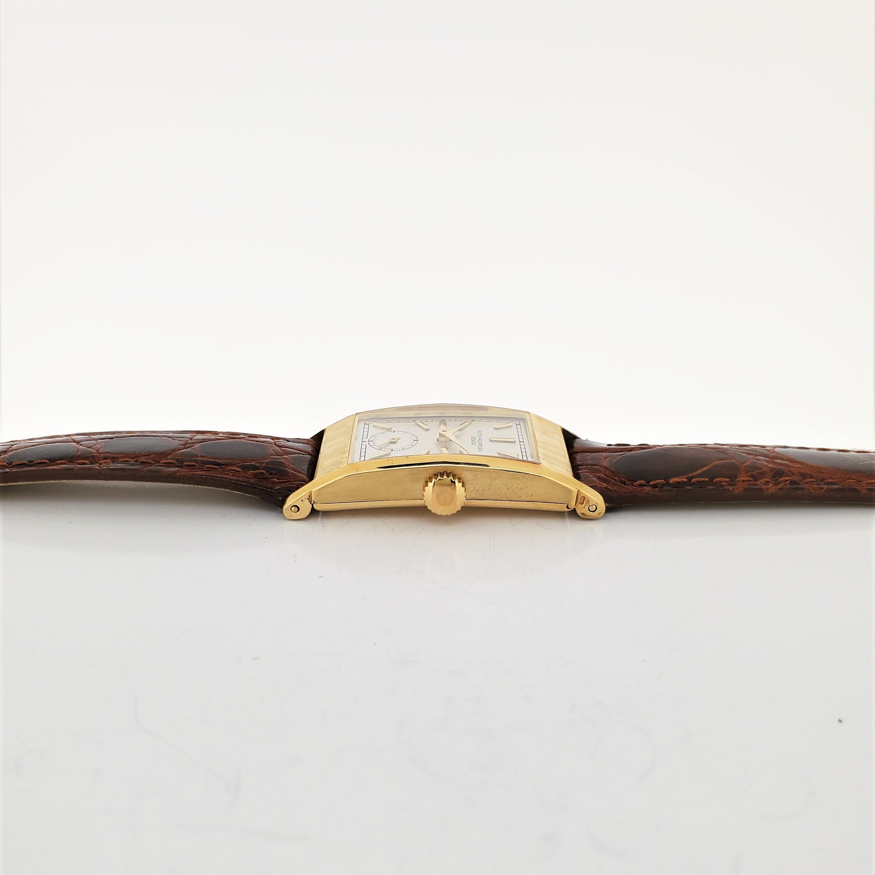 Patek Philippe Montre Art déco vintage Tegolino 425J en or jaune, vers 1940 Unisexe en vente